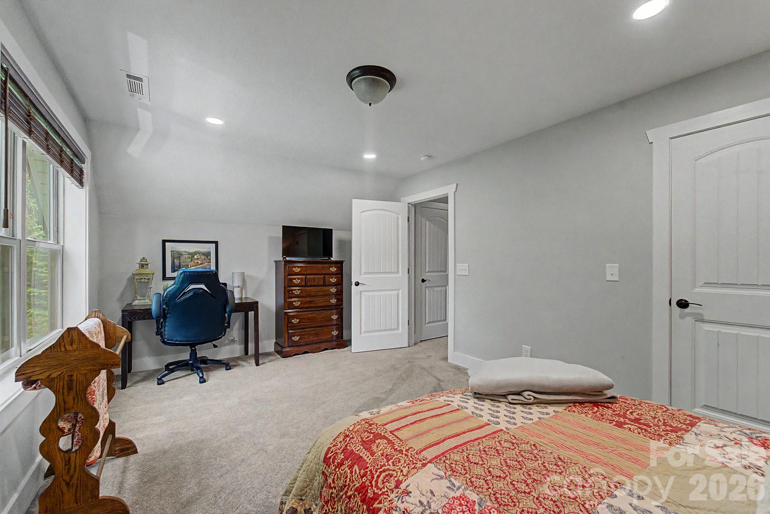 13 Cullsiah Cove Road — Robbinsville