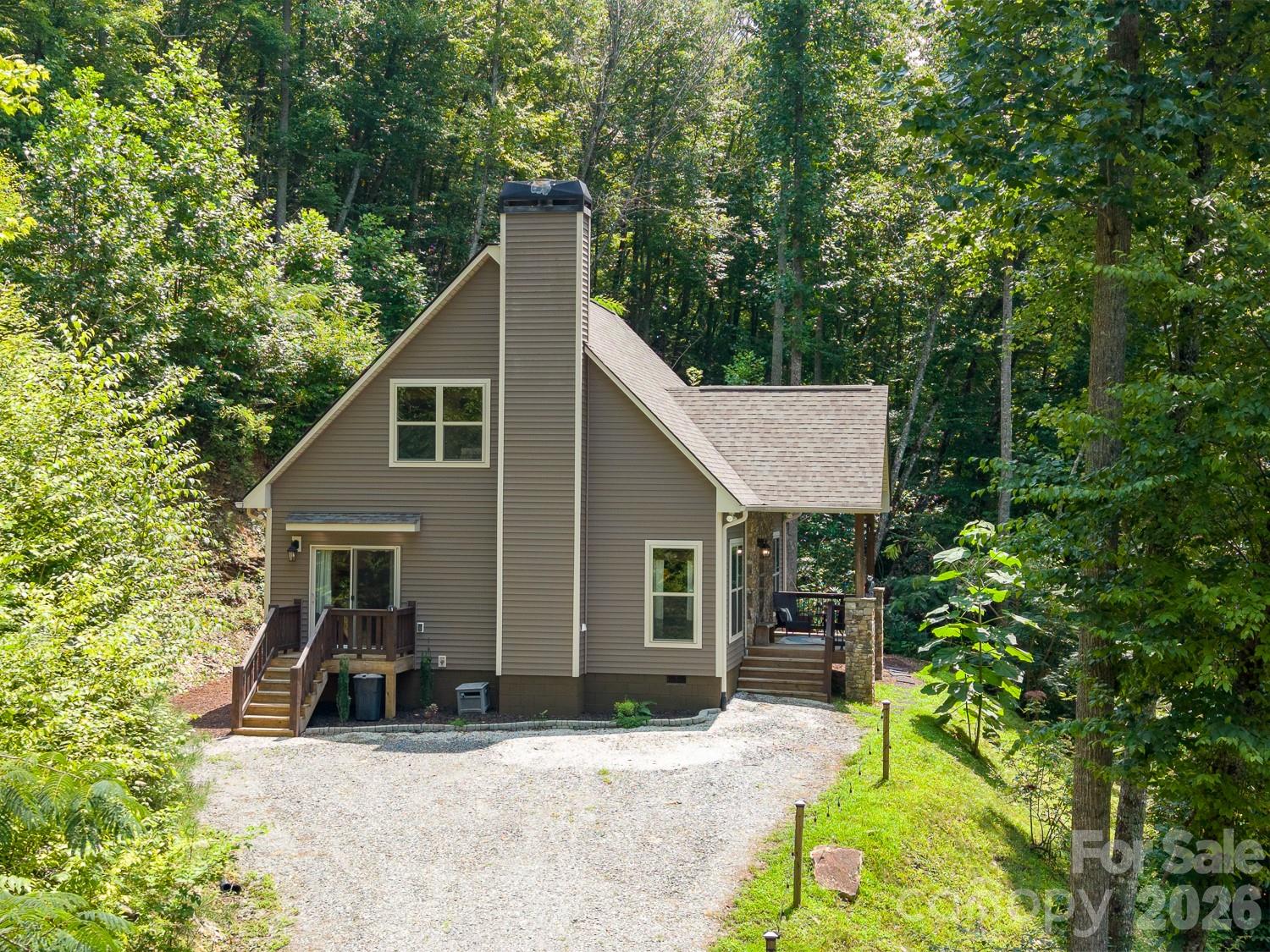 13 Cullsiah Cove Road — Robbinsville