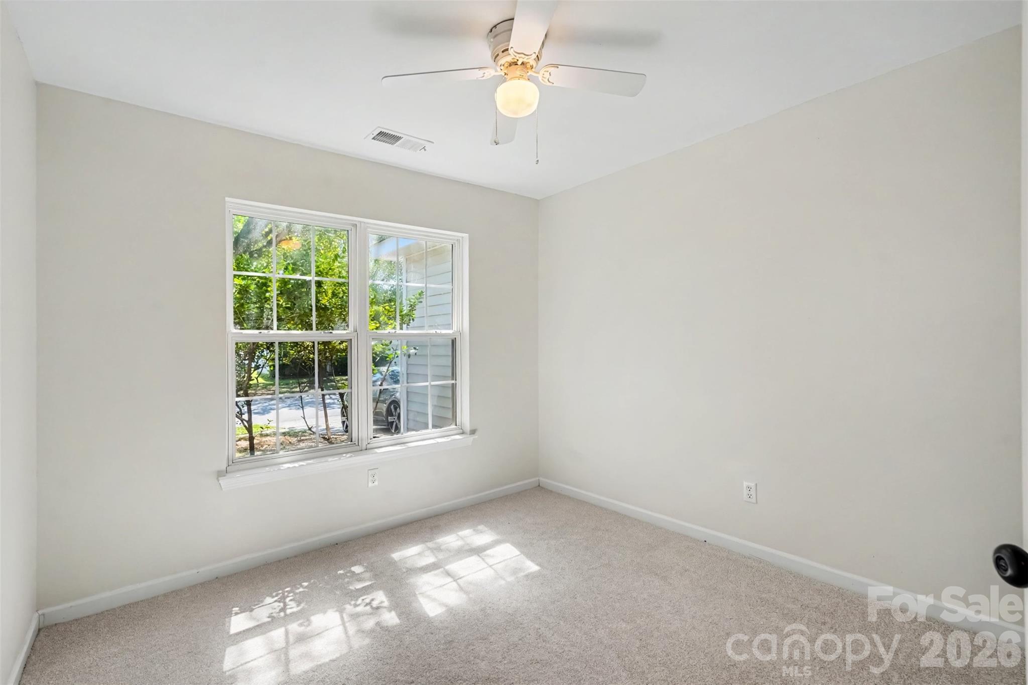 10424 Green Hedge Avenue — Charlotte
