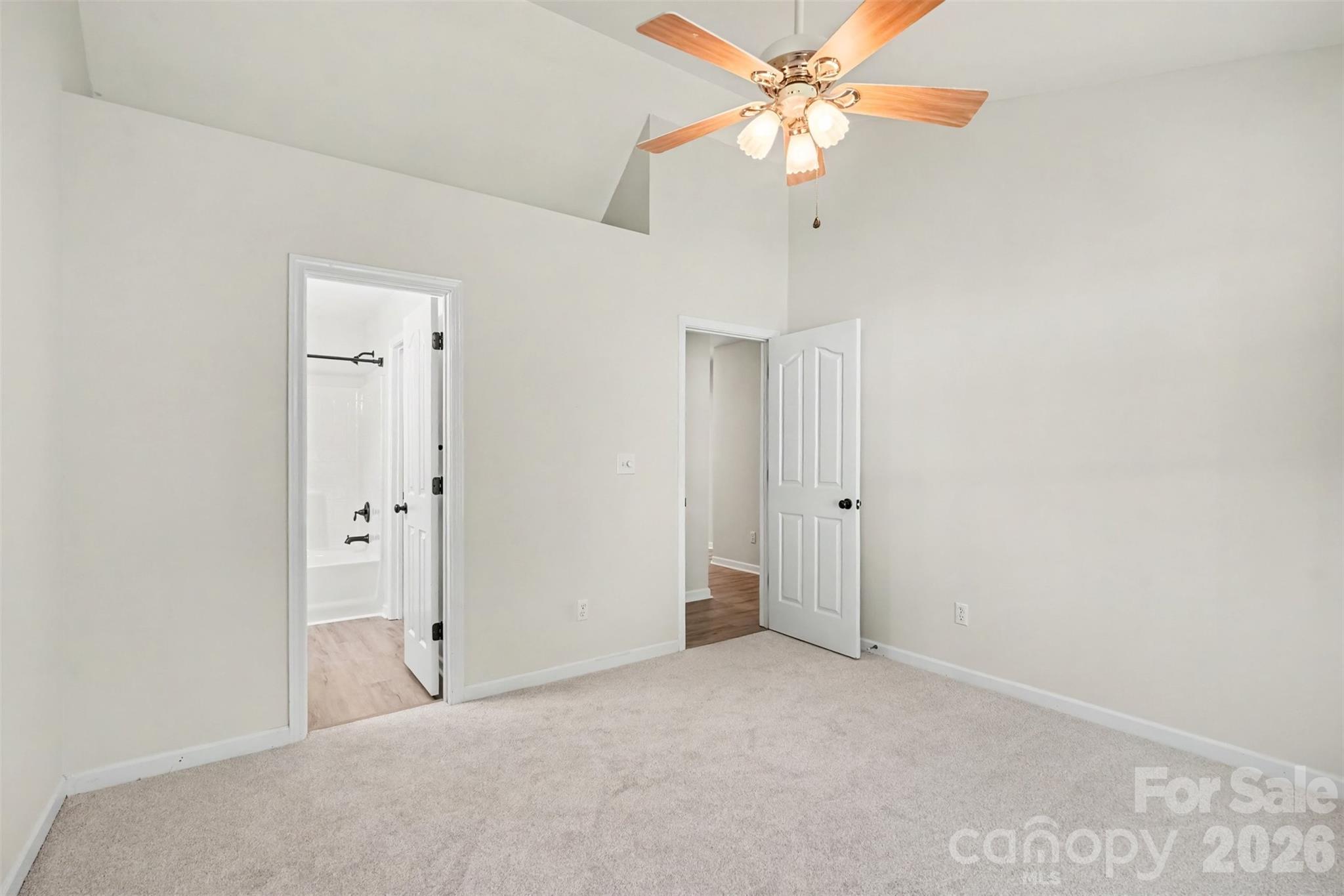 10424 Green Hedge Avenue — Charlotte