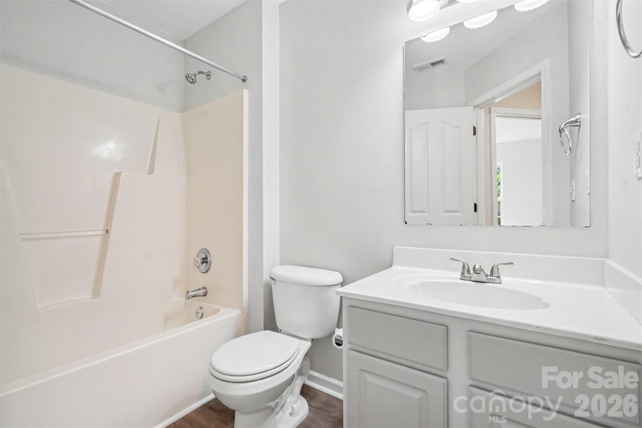 10424 Green Hedge Avenue — Charlotte