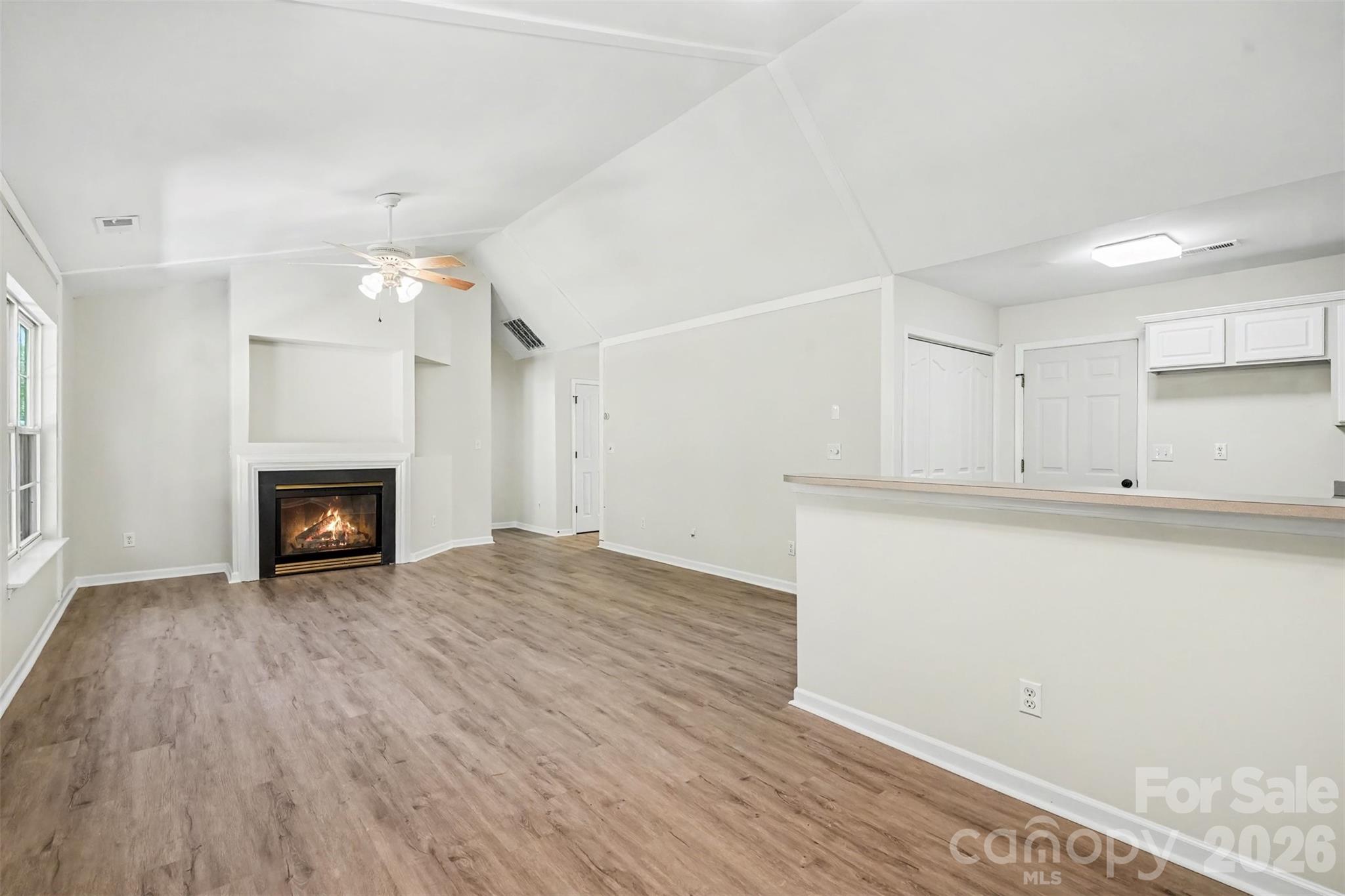 10424 Green Hedge Avenue — Charlotte