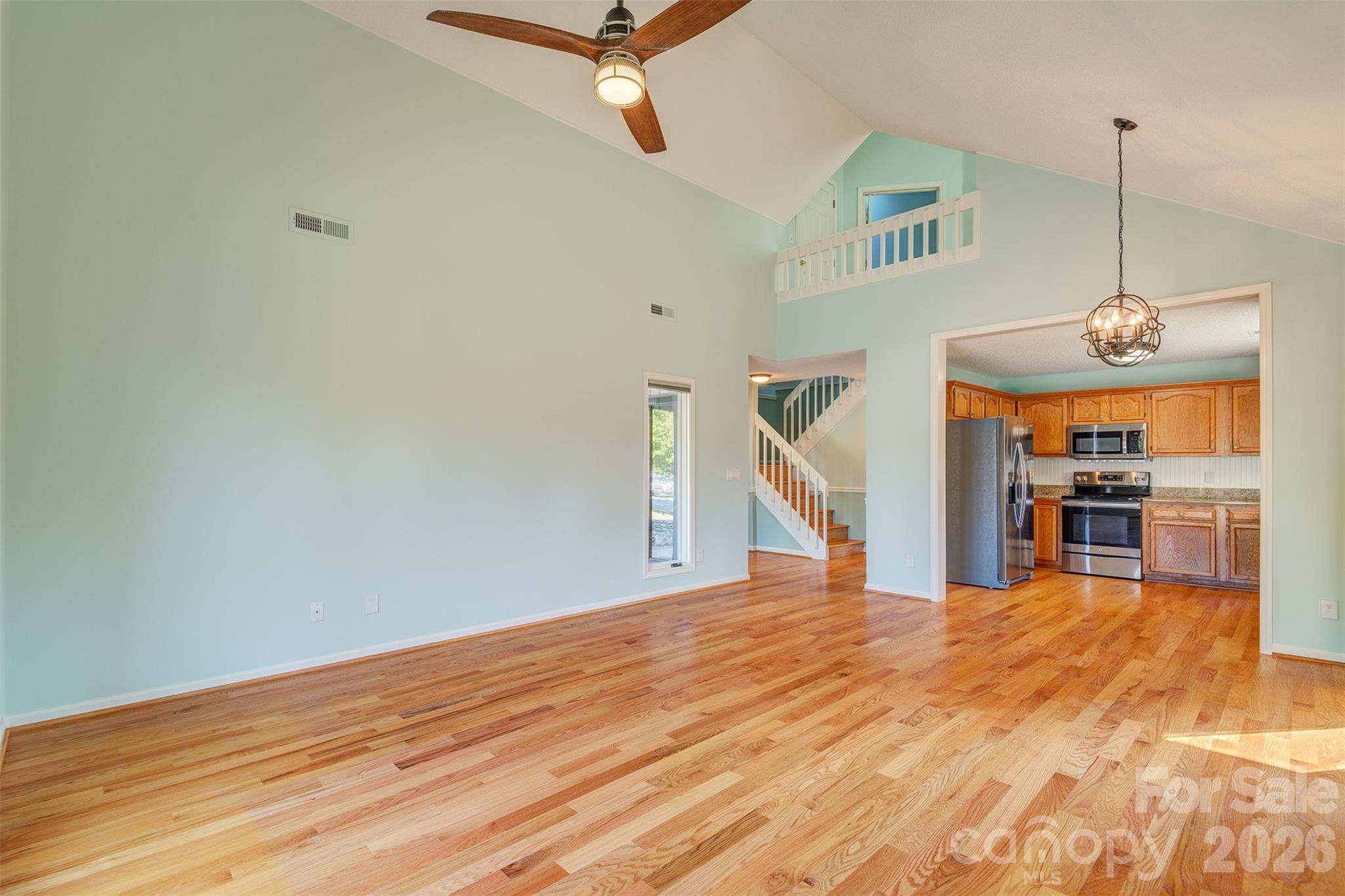 227 Kyfields Road — Weaverville