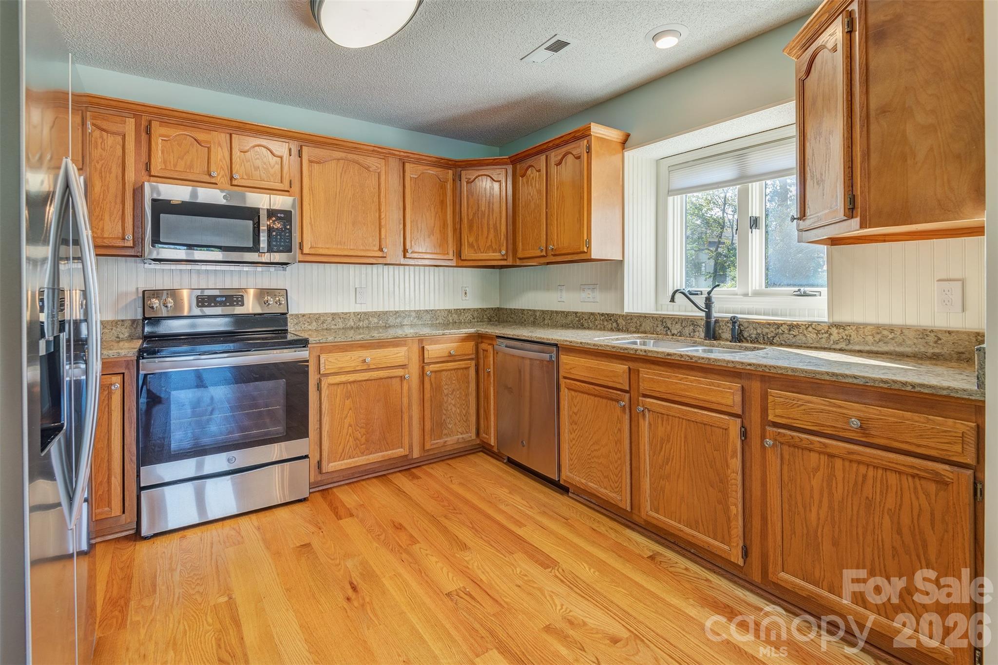 227 Kyfields Road — Weaverville