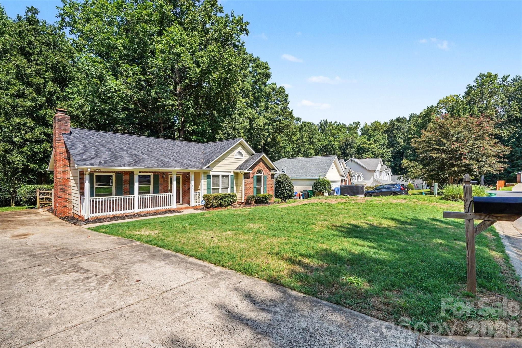7225 Mcteal Place — Charlotte