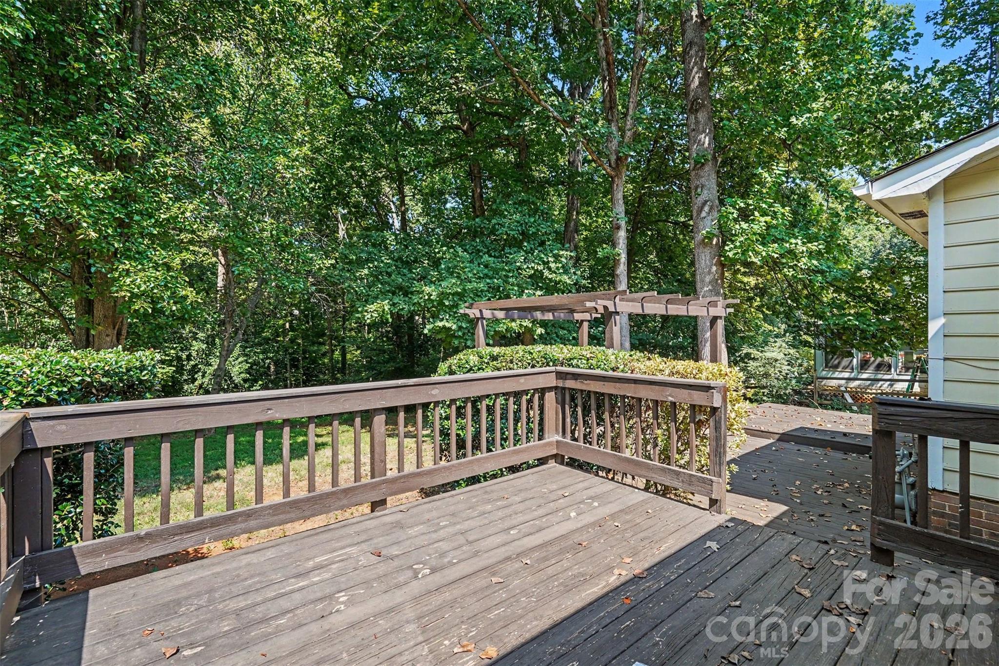 7225 Mcteal Place — Charlotte