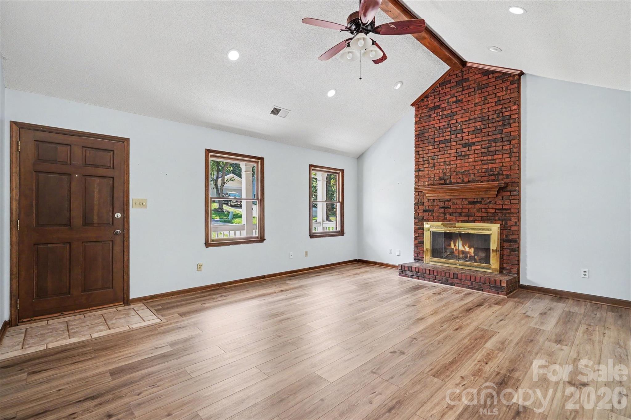 7225 Mcteal Place — Charlotte