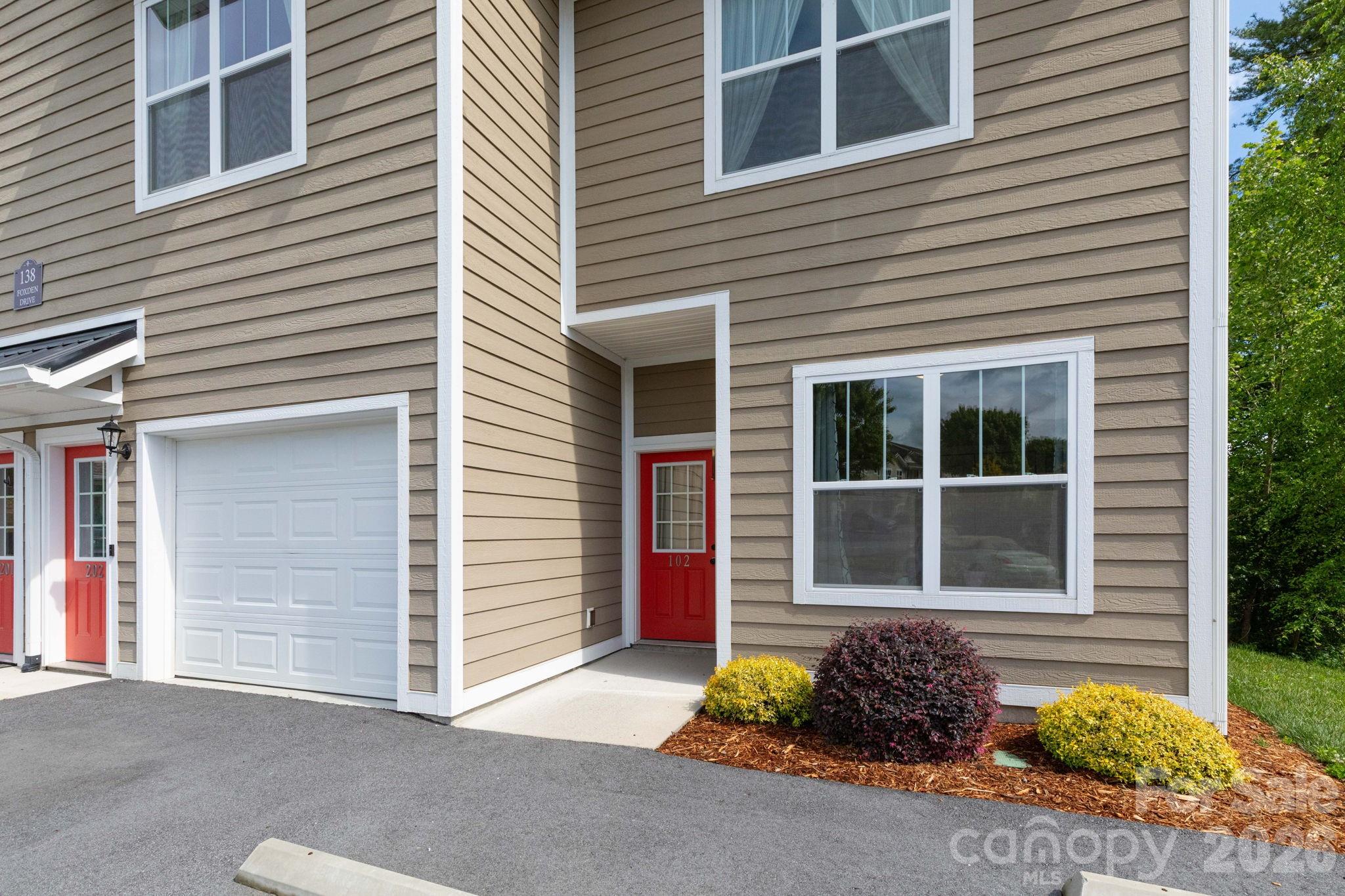138 Foxden Drive #102 — Fletcher