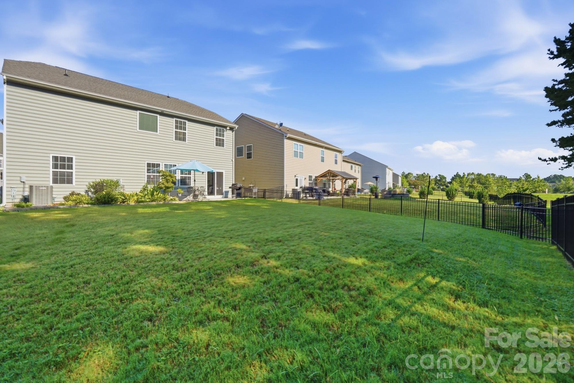 15931 Harbor Hill Drive — Charlotte
