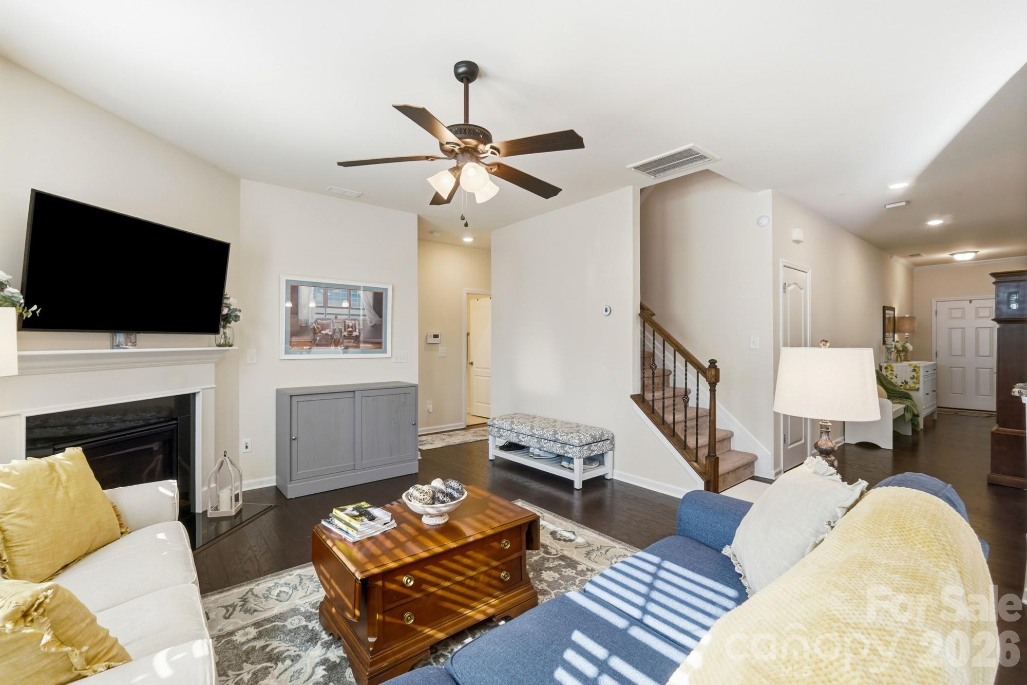 15931 Harbor Hill Drive — Charlotte