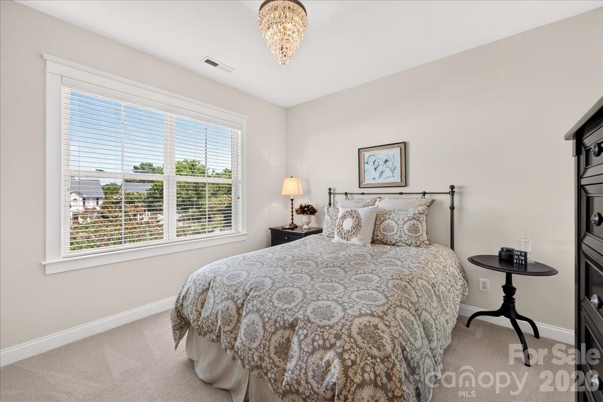 7014 Blakeney Greens Boulevard — Charlotte