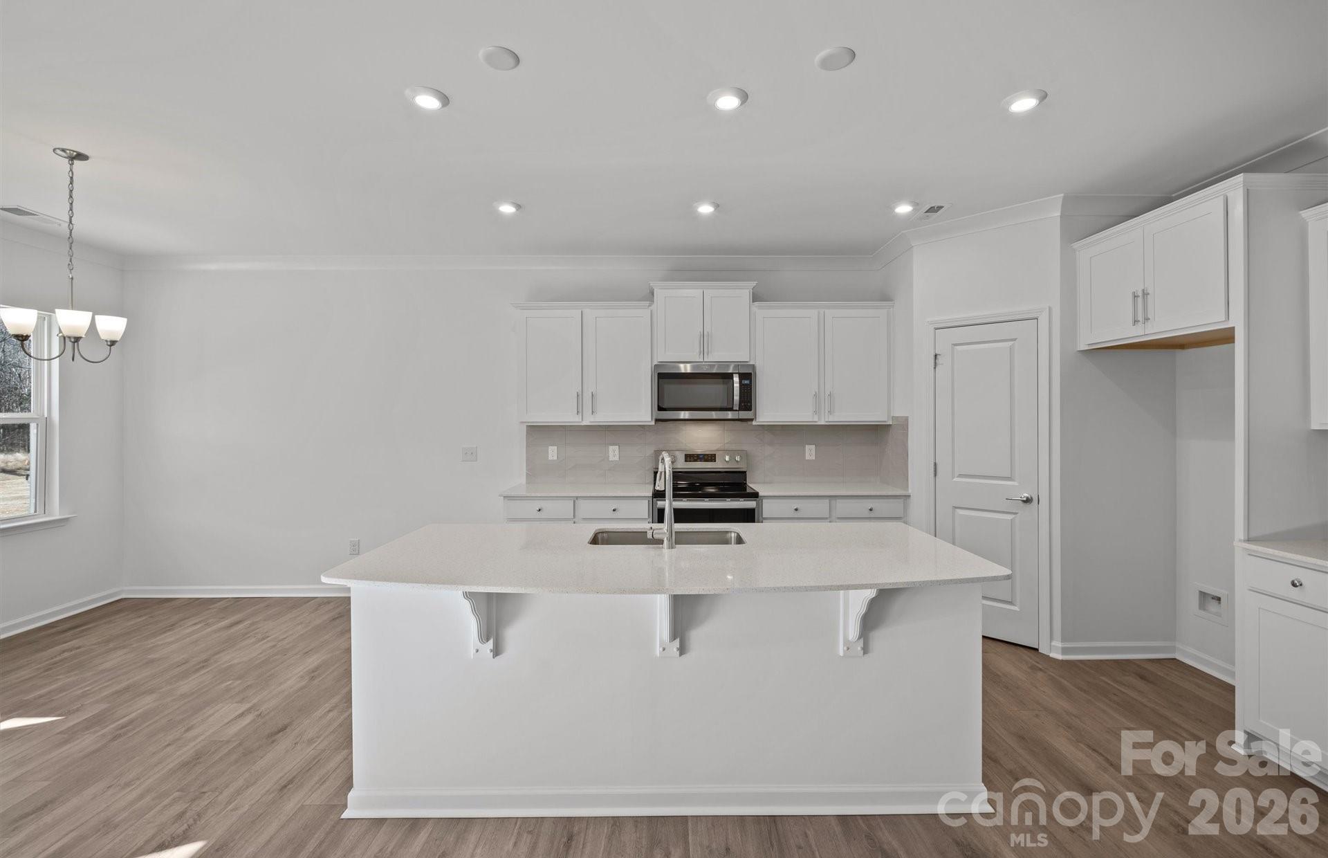 12021 Bradshaw Court — Charlotte