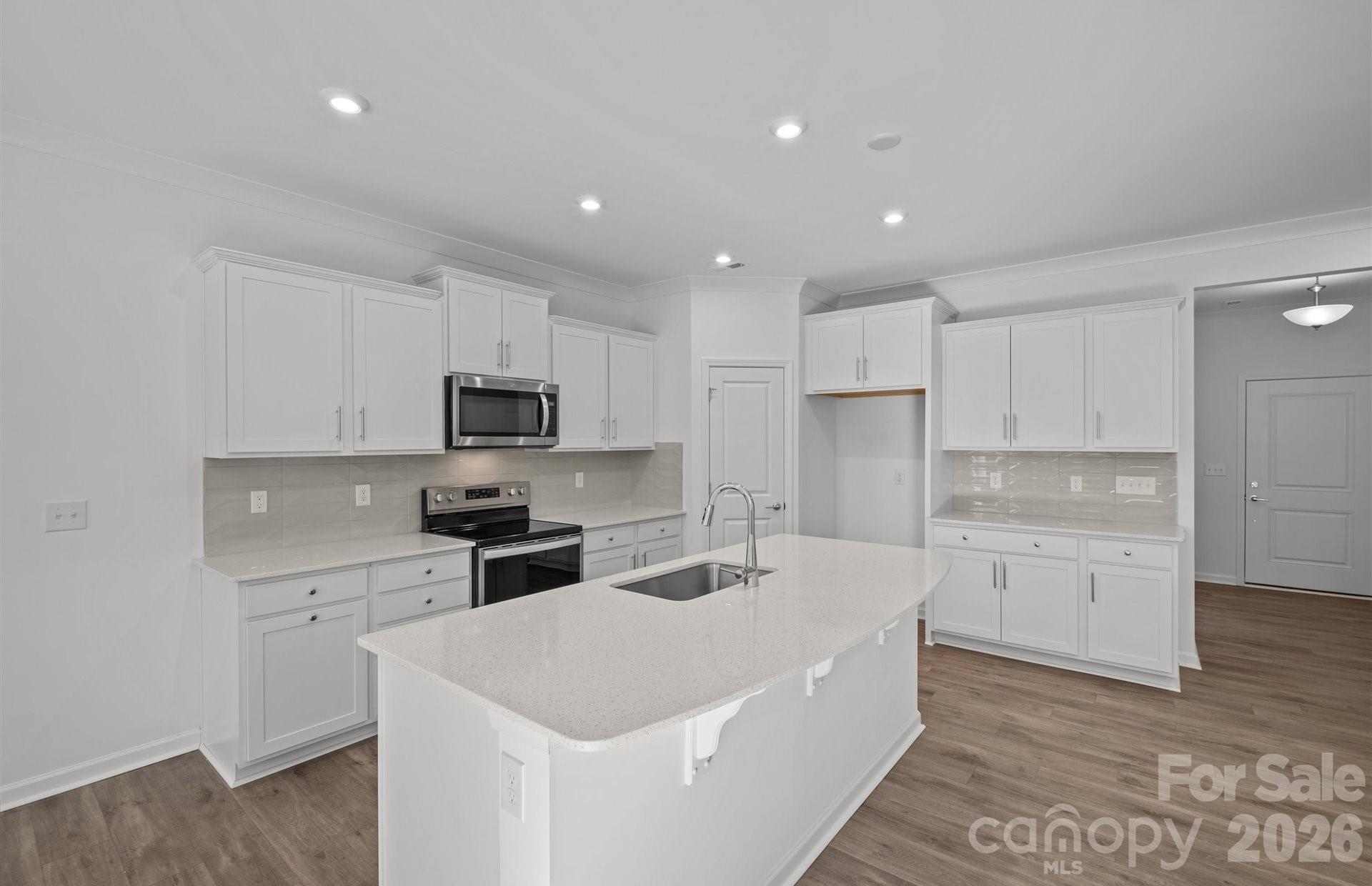 12021 Bradshaw Court — Charlotte
