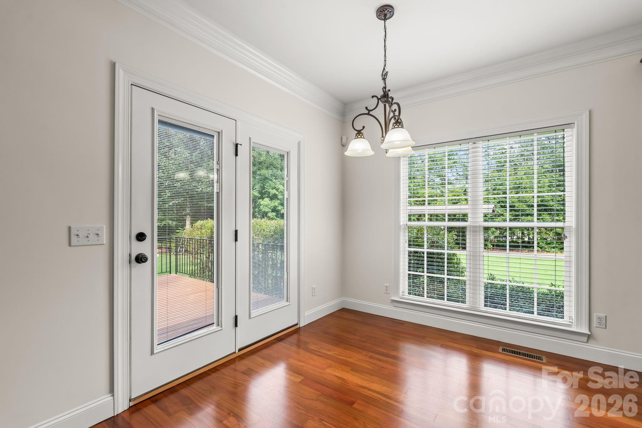 3321 Lower Lake Road — Thomasville