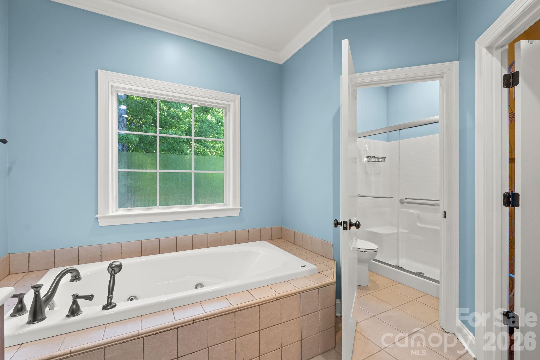 3321 Lower Lake Road — Thomasville