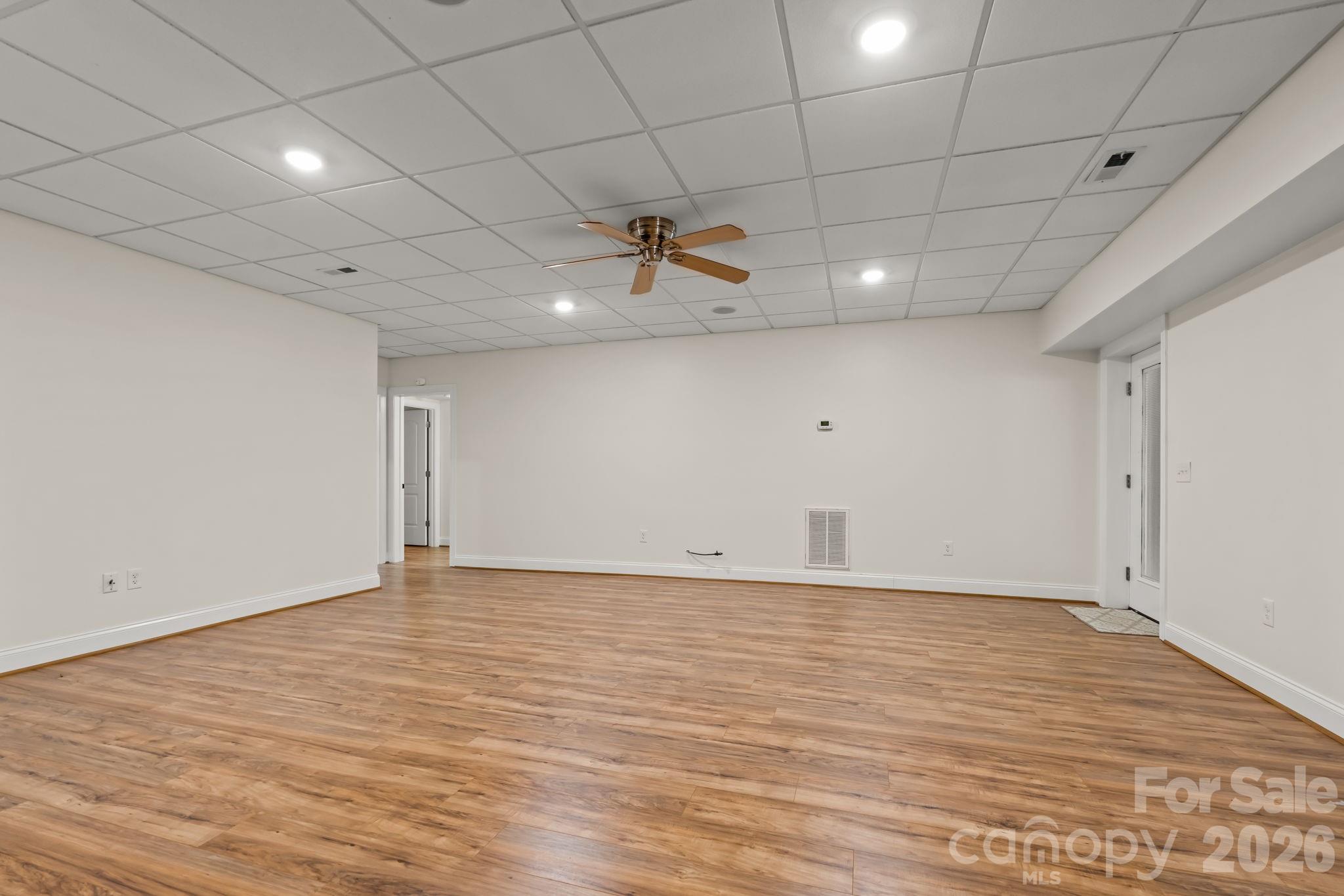 3321 Lower Lake Road — Thomasville