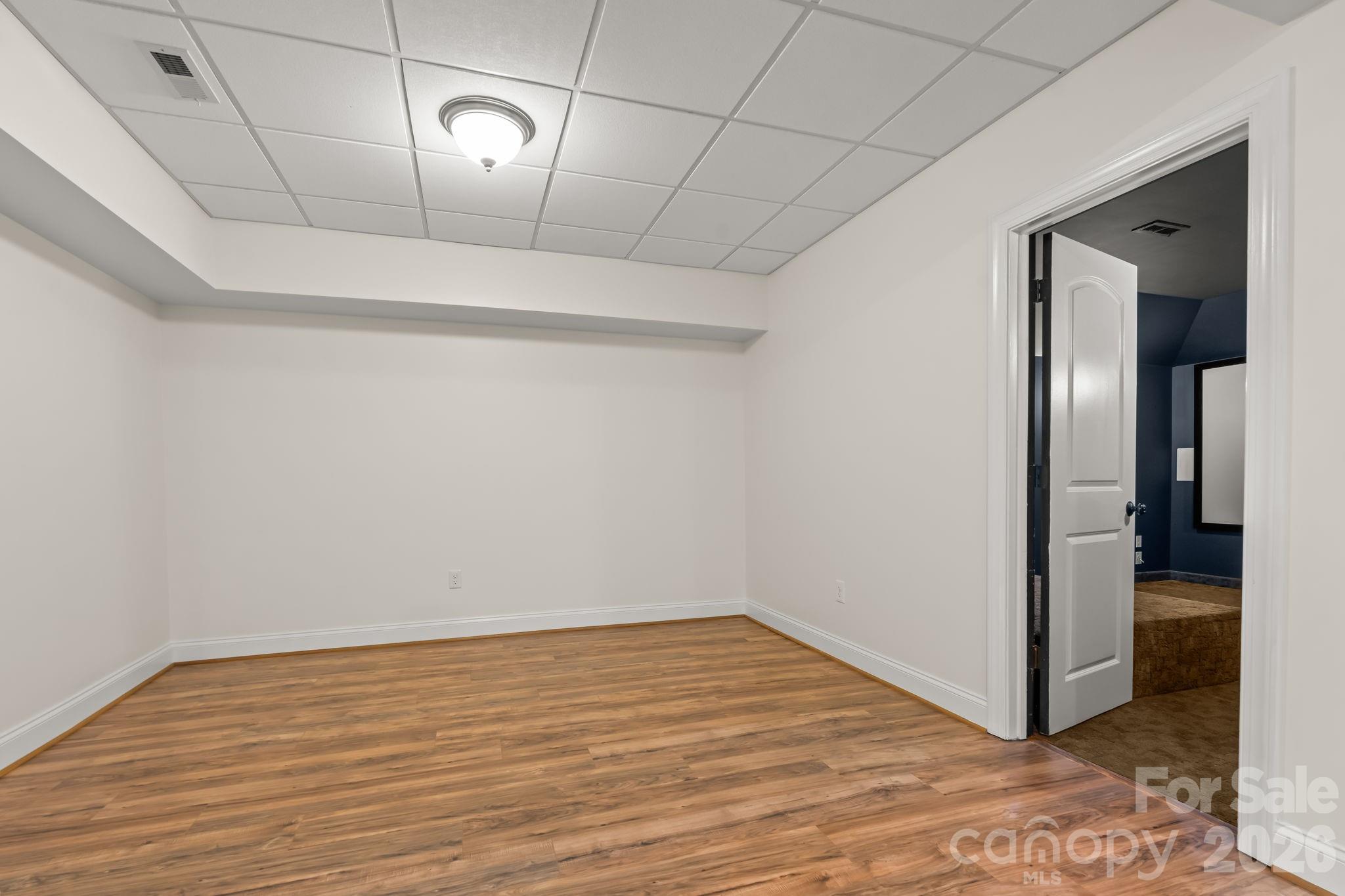 3321 Lower Lake Road — Thomasville