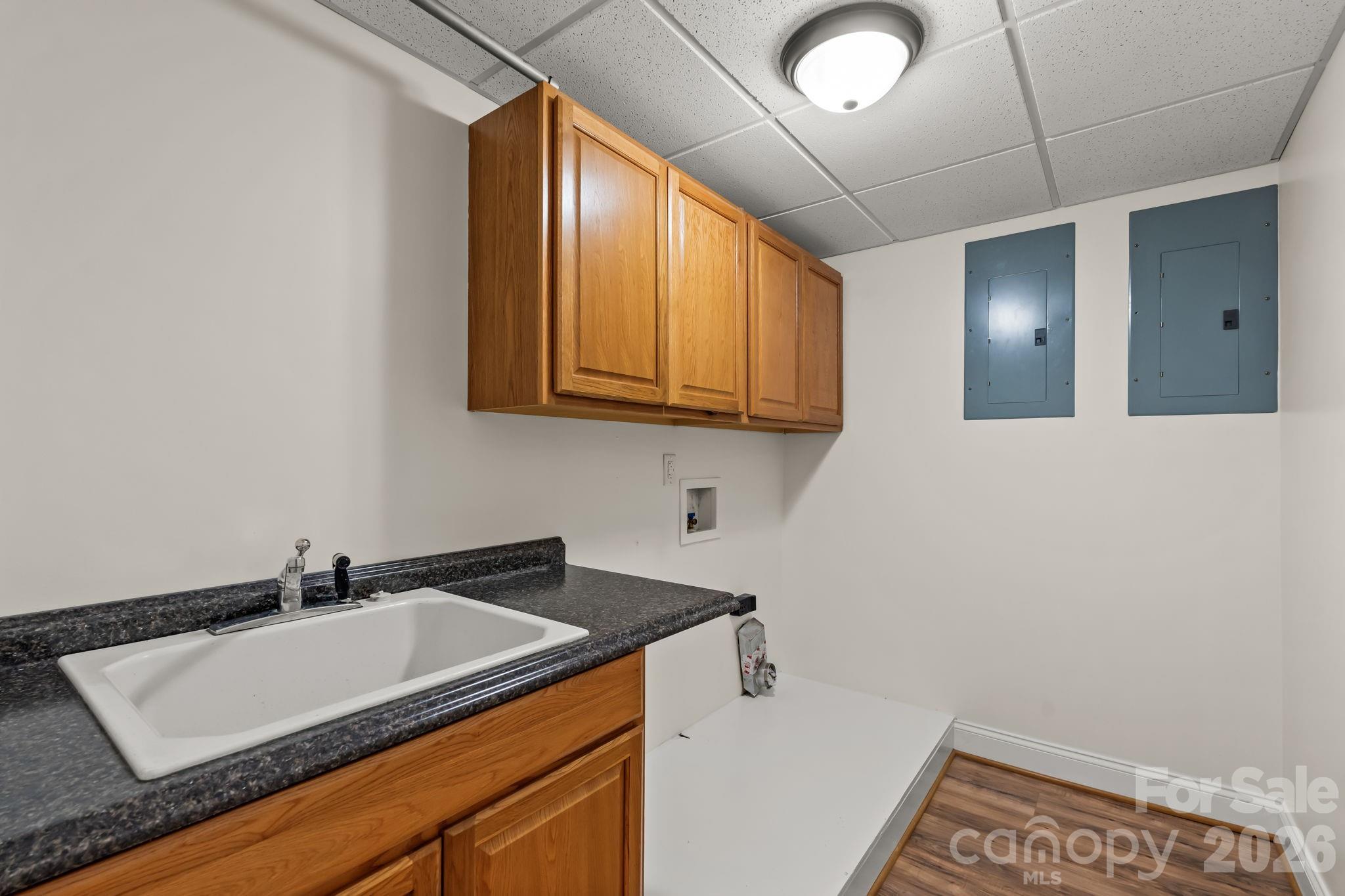 3321 Lower Lake Road — Thomasville