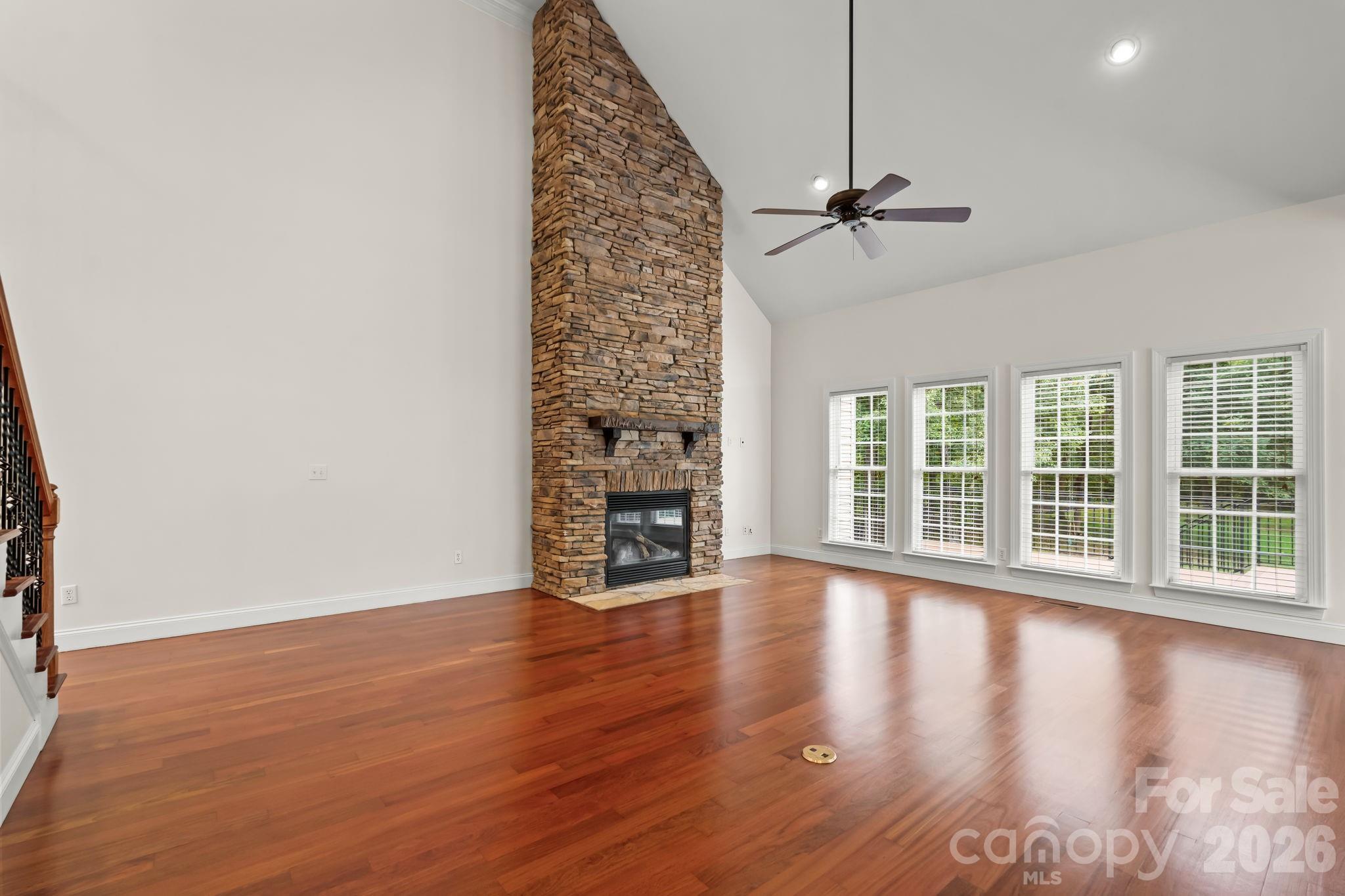 3321 Lower Lake Road — Thomasville