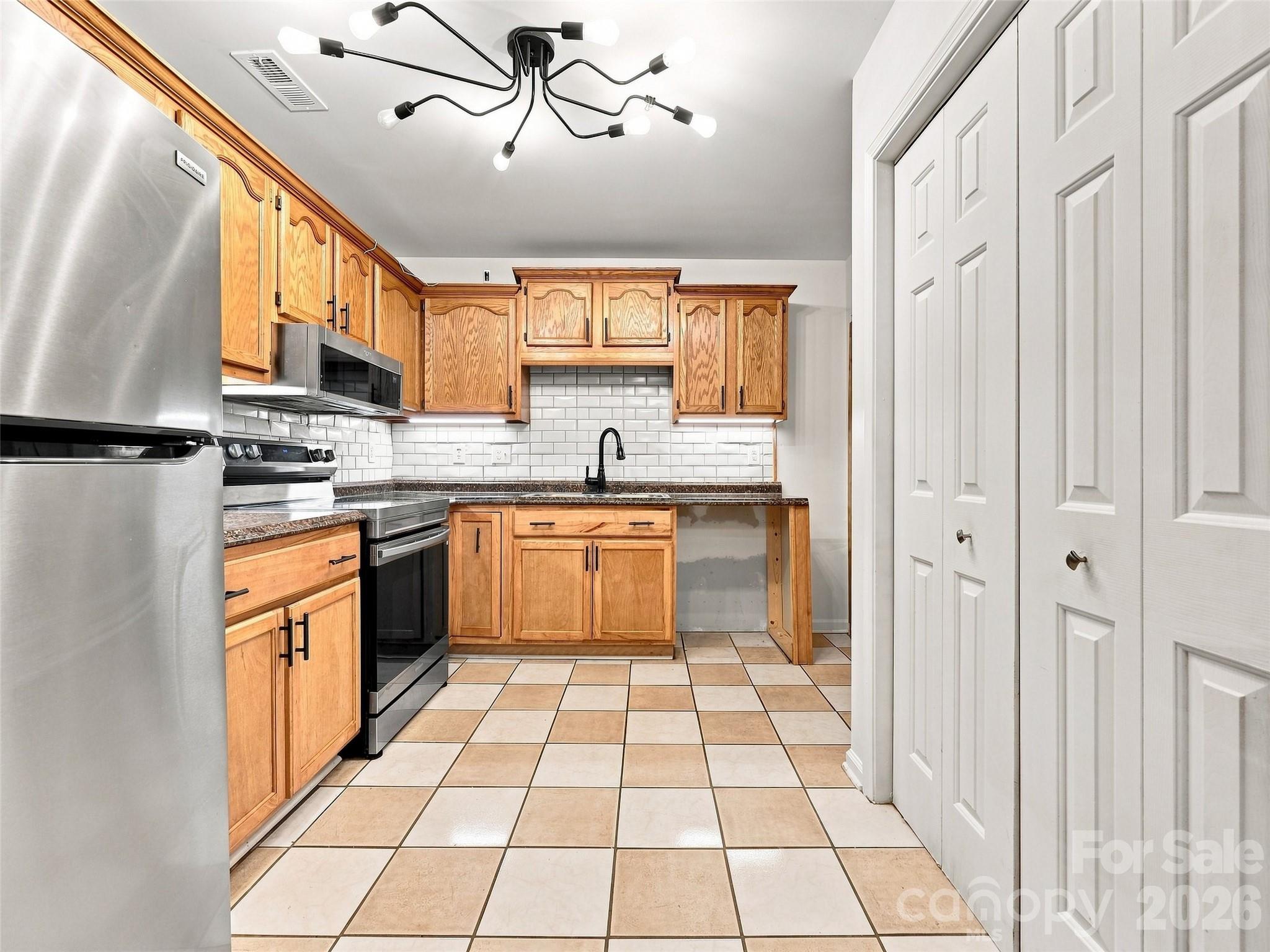 19 Krista Circle #E — Candler