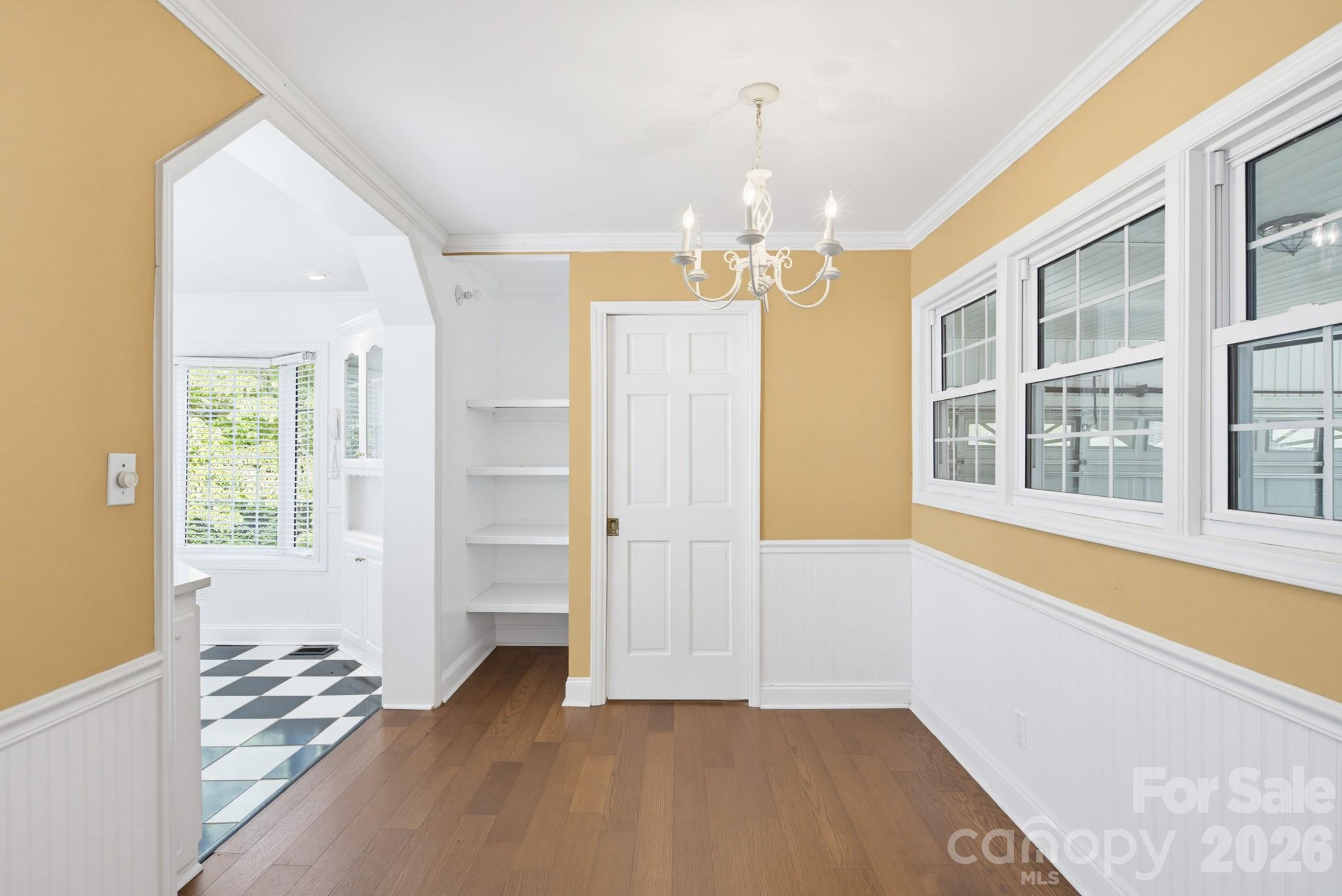 1011 Tarlton Drive — Shelby