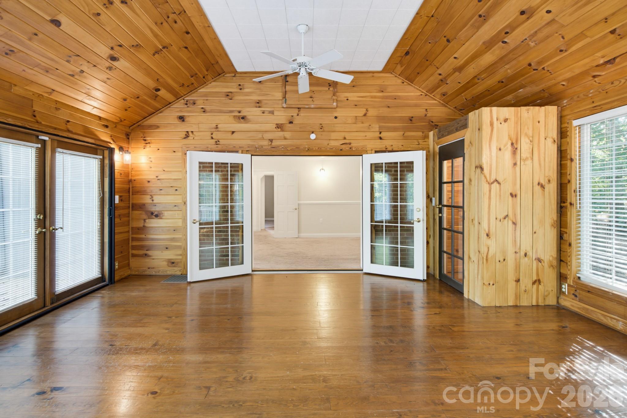 1011 Tarlton Drive — Shelby