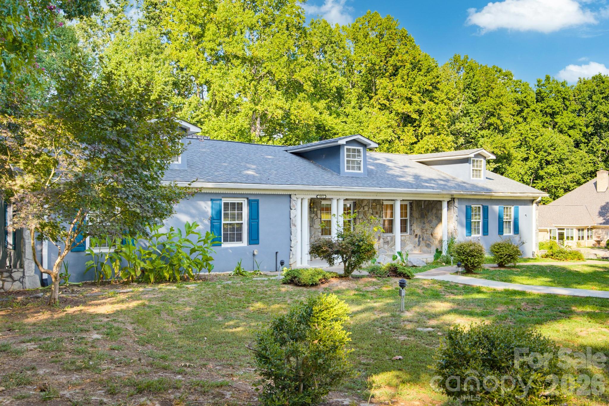 1011 Tarlton Drive — Shelby