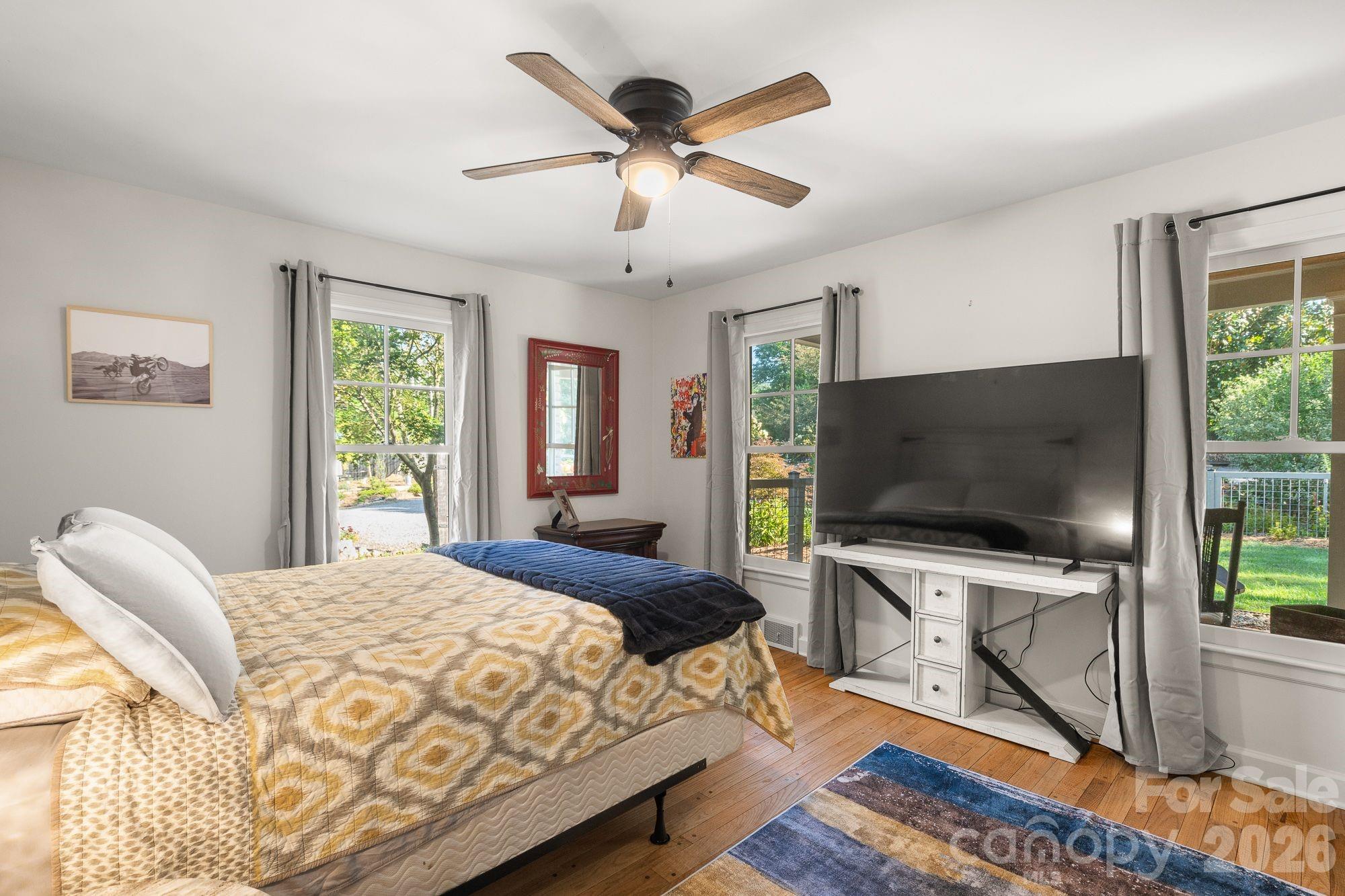 1 Orchid Lane — Asheville