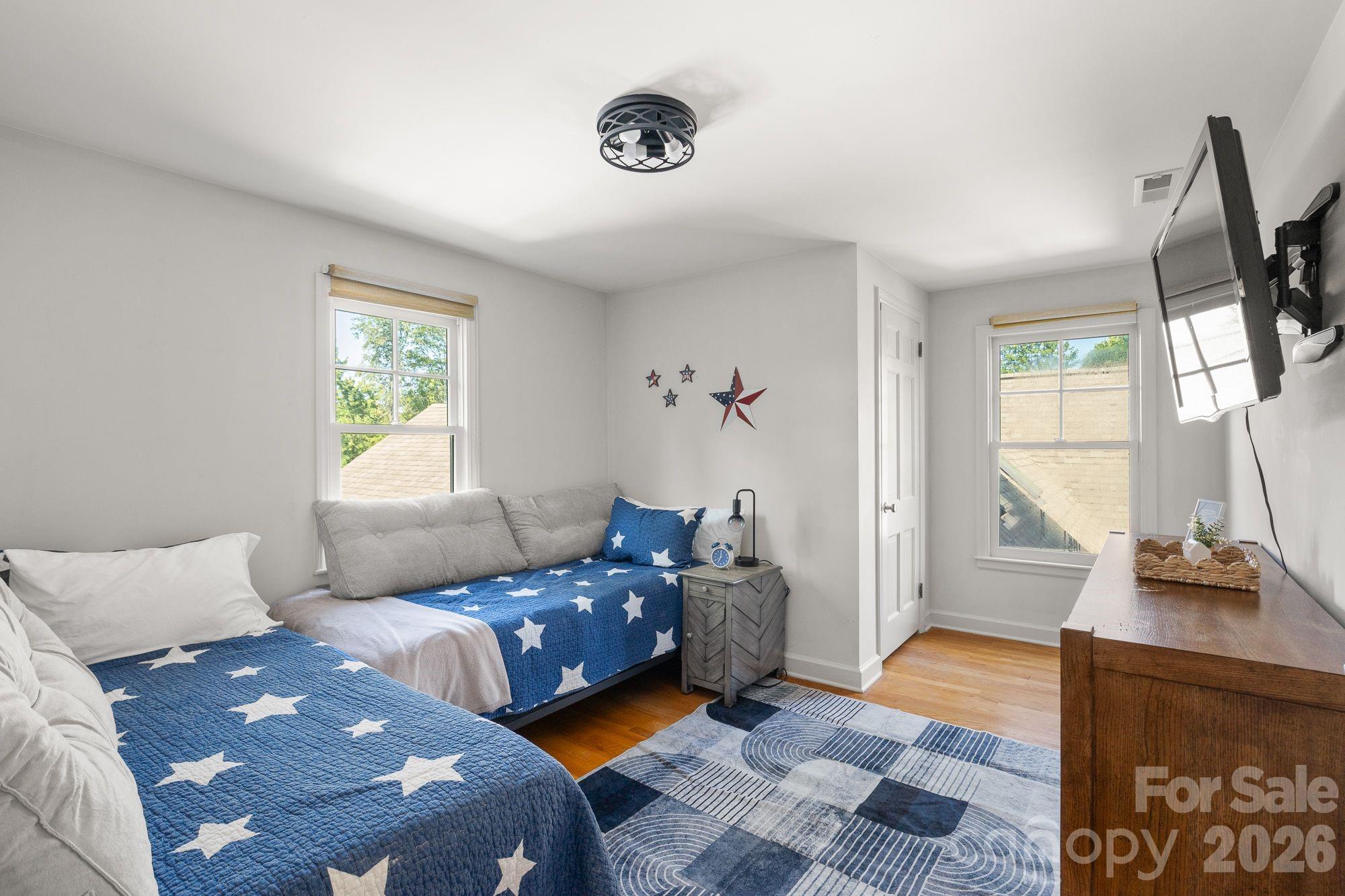 1 Orchid Lane — Asheville