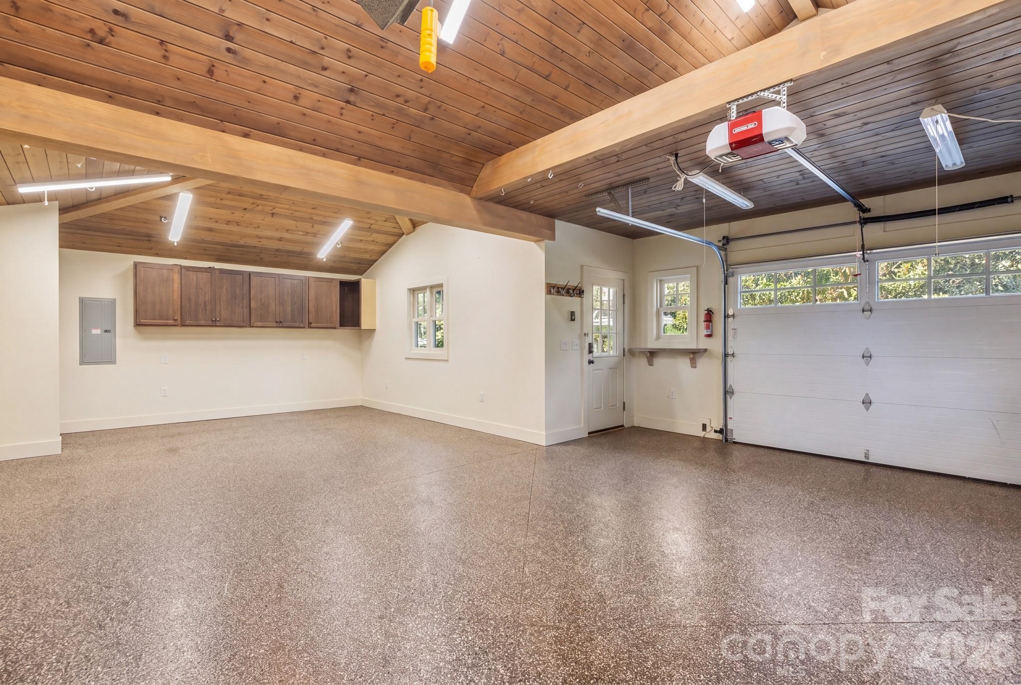 1 Orchid Lane — Asheville