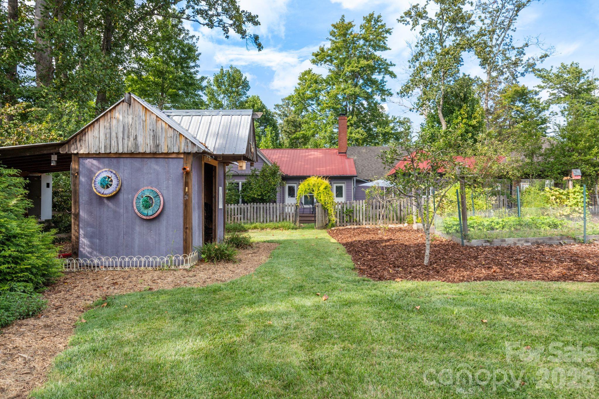 1 Orchid Lane — Asheville