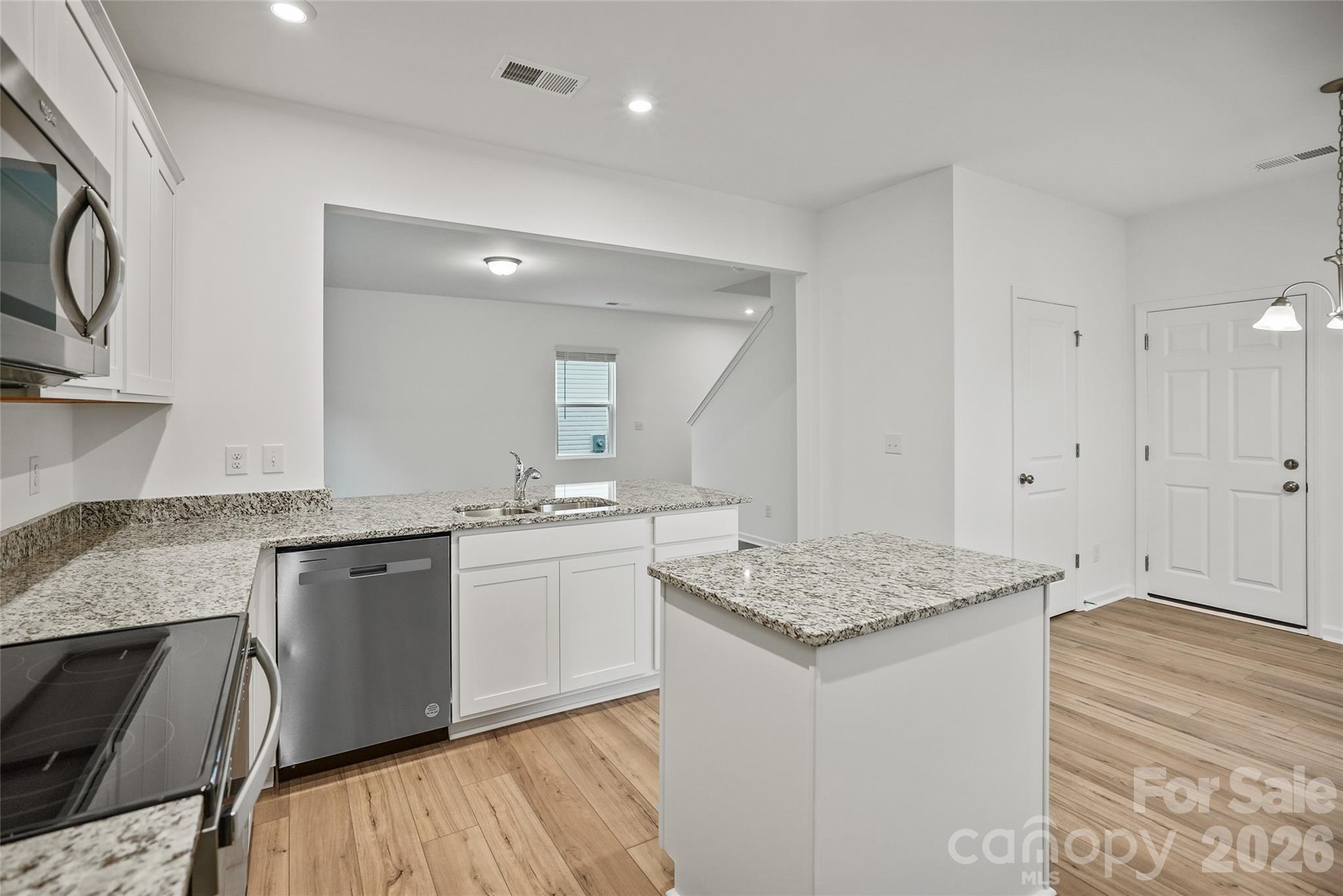 14125 Braidenwood Lane — Charlotte
