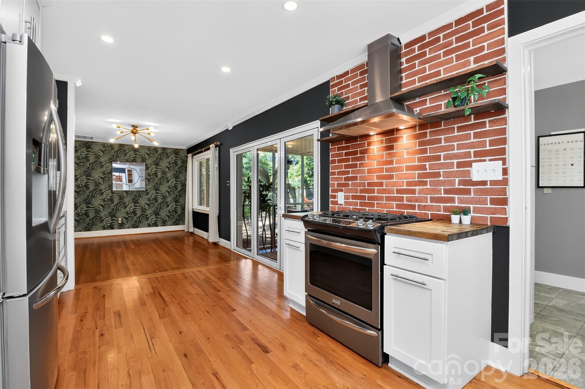831 Faircrest Drive — Charlotte