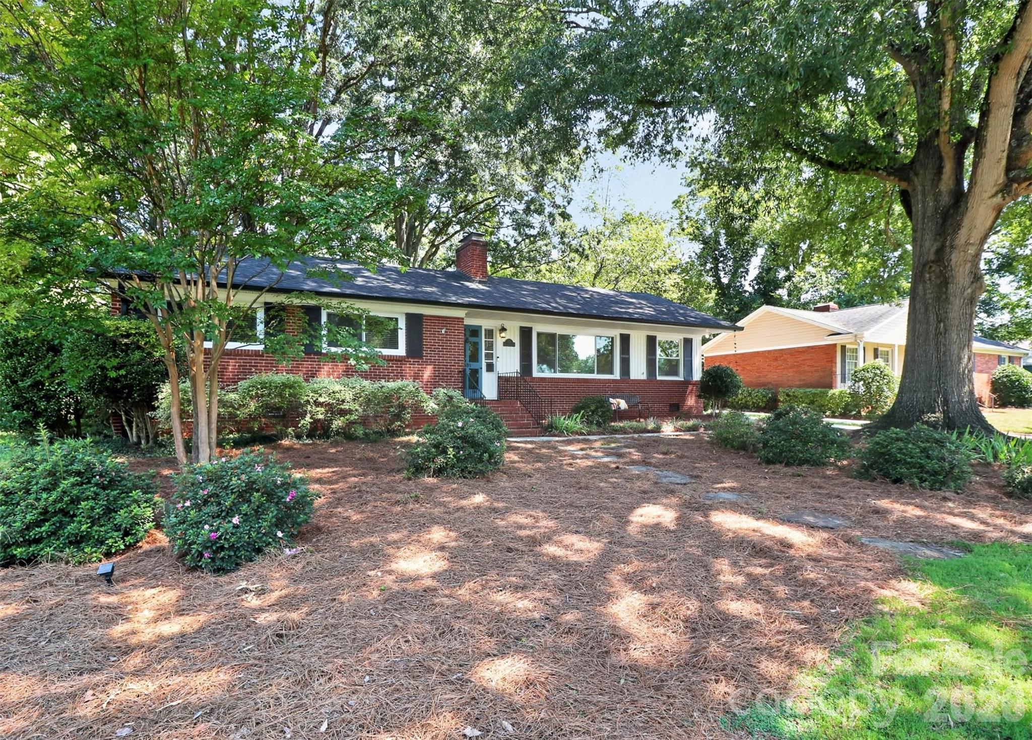 831 Faircrest Drive — Charlotte
