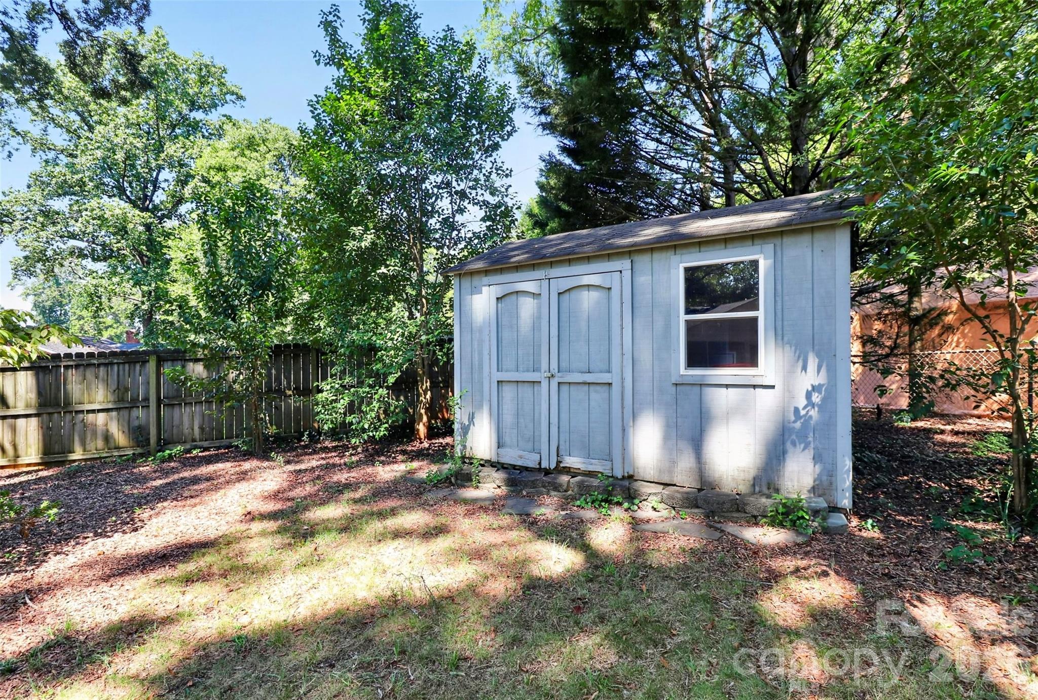 831 Faircrest Drive — Charlotte