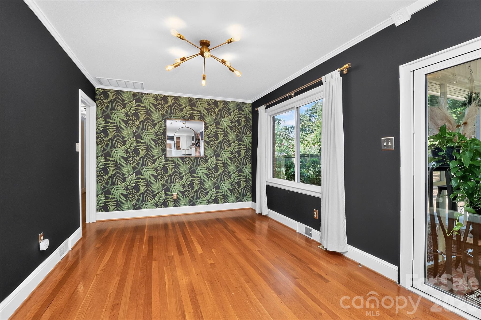 831 Faircrest Drive — Charlotte