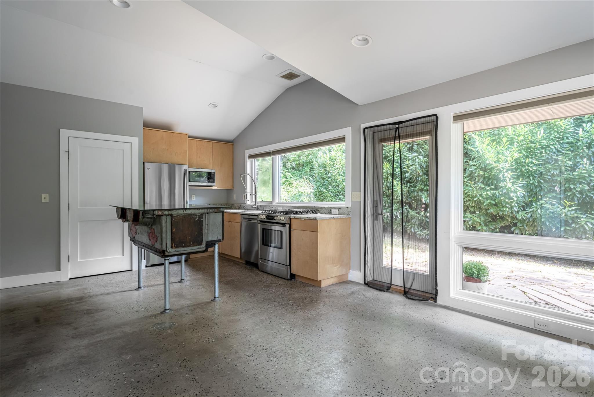 82 Mount Clare Avenue — Asheville