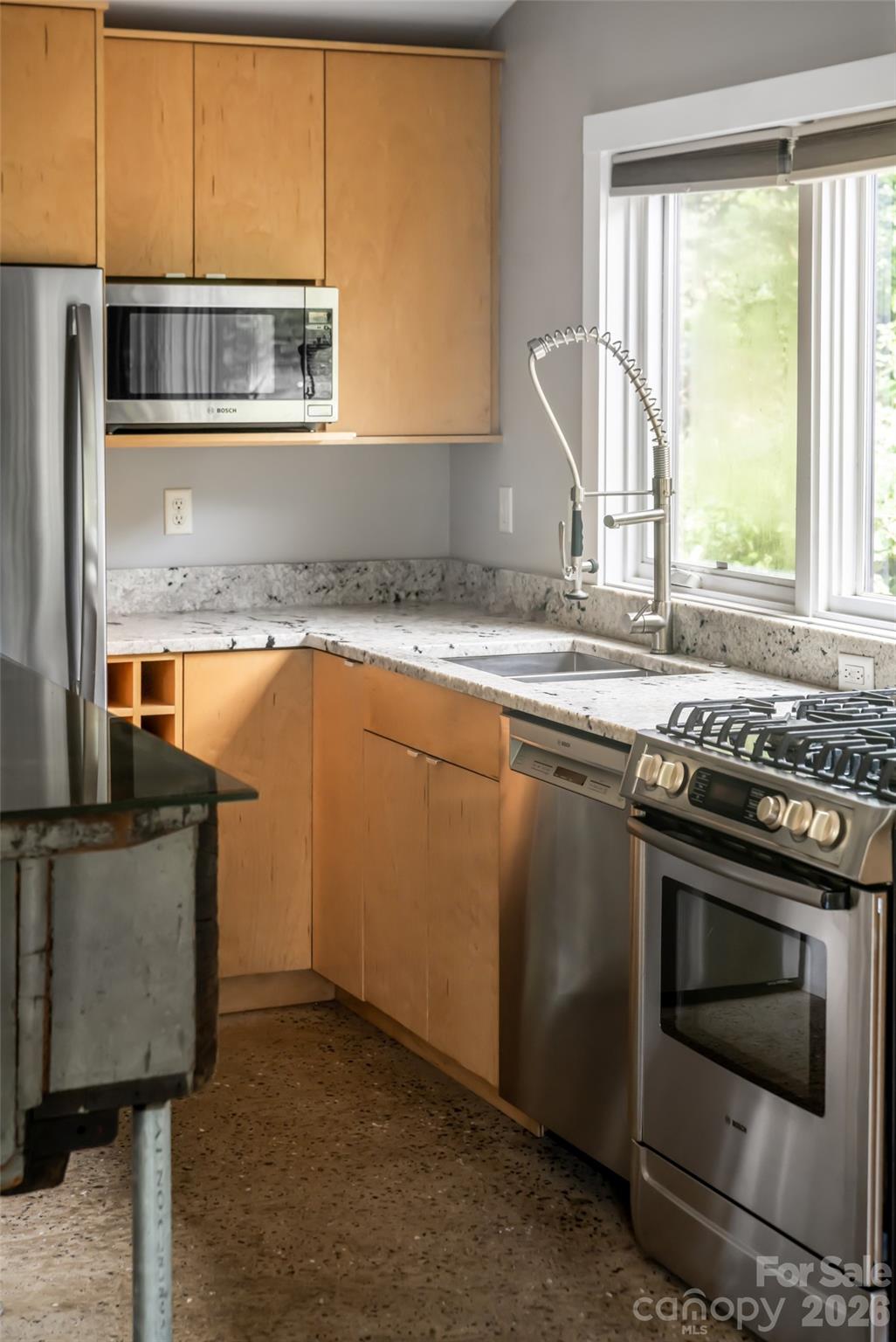 82 Mount Clare Avenue — Asheville