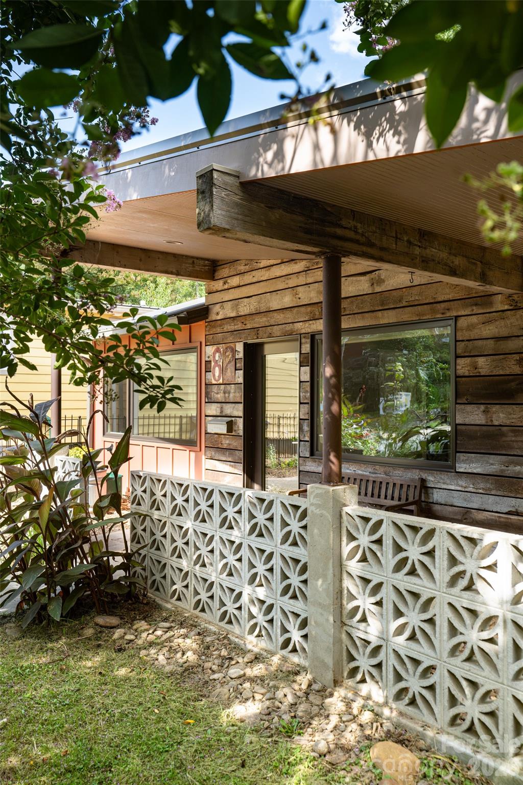 82 Mount Clare Avenue — Asheville