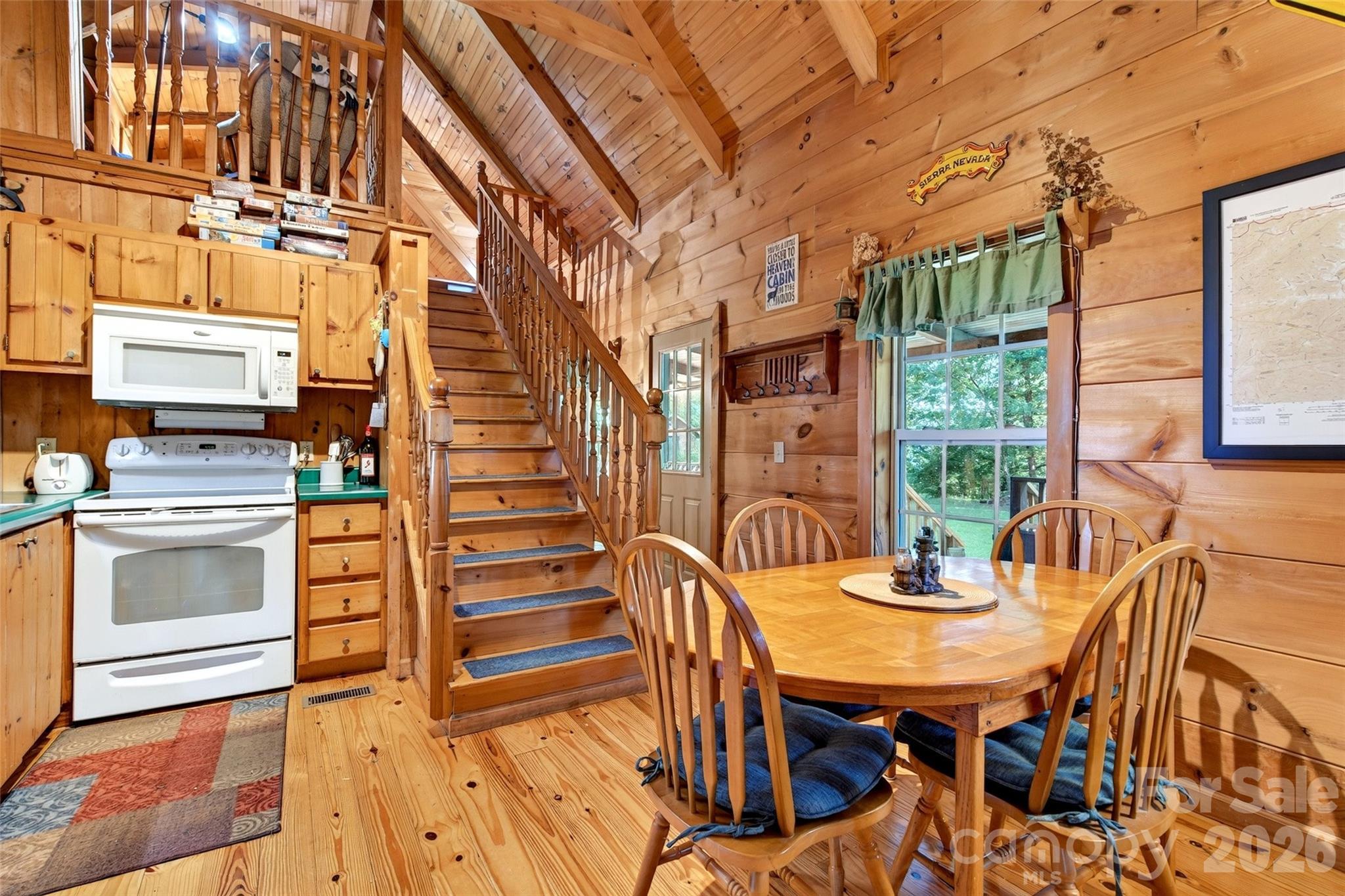 10 Camp Elliott Road — Black Mountain
