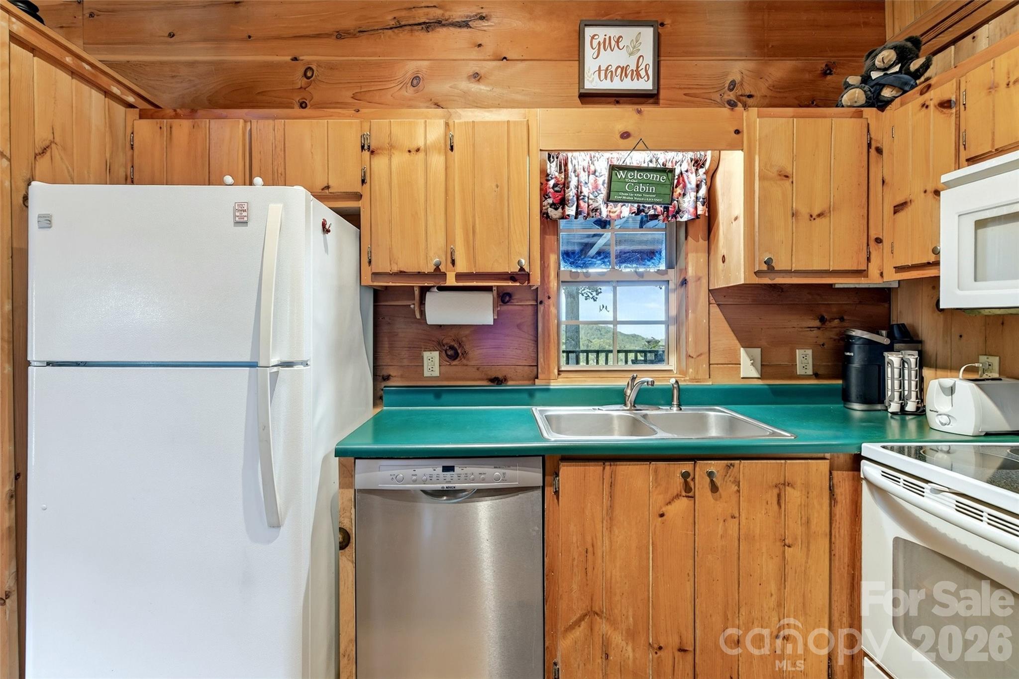 10 Camp Elliott Road — Black Mountain