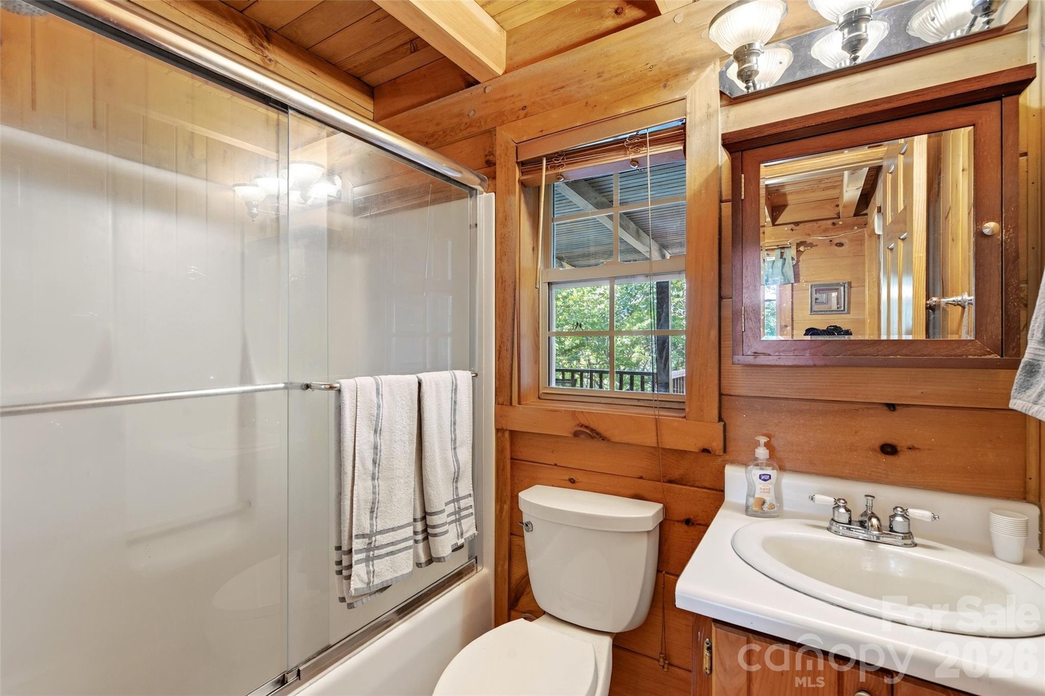 10 Camp Elliott Road — Black Mountain
