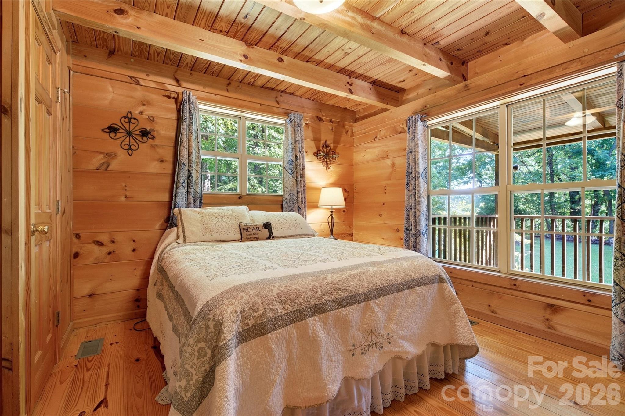 10 Camp Elliott Road — Black Mountain