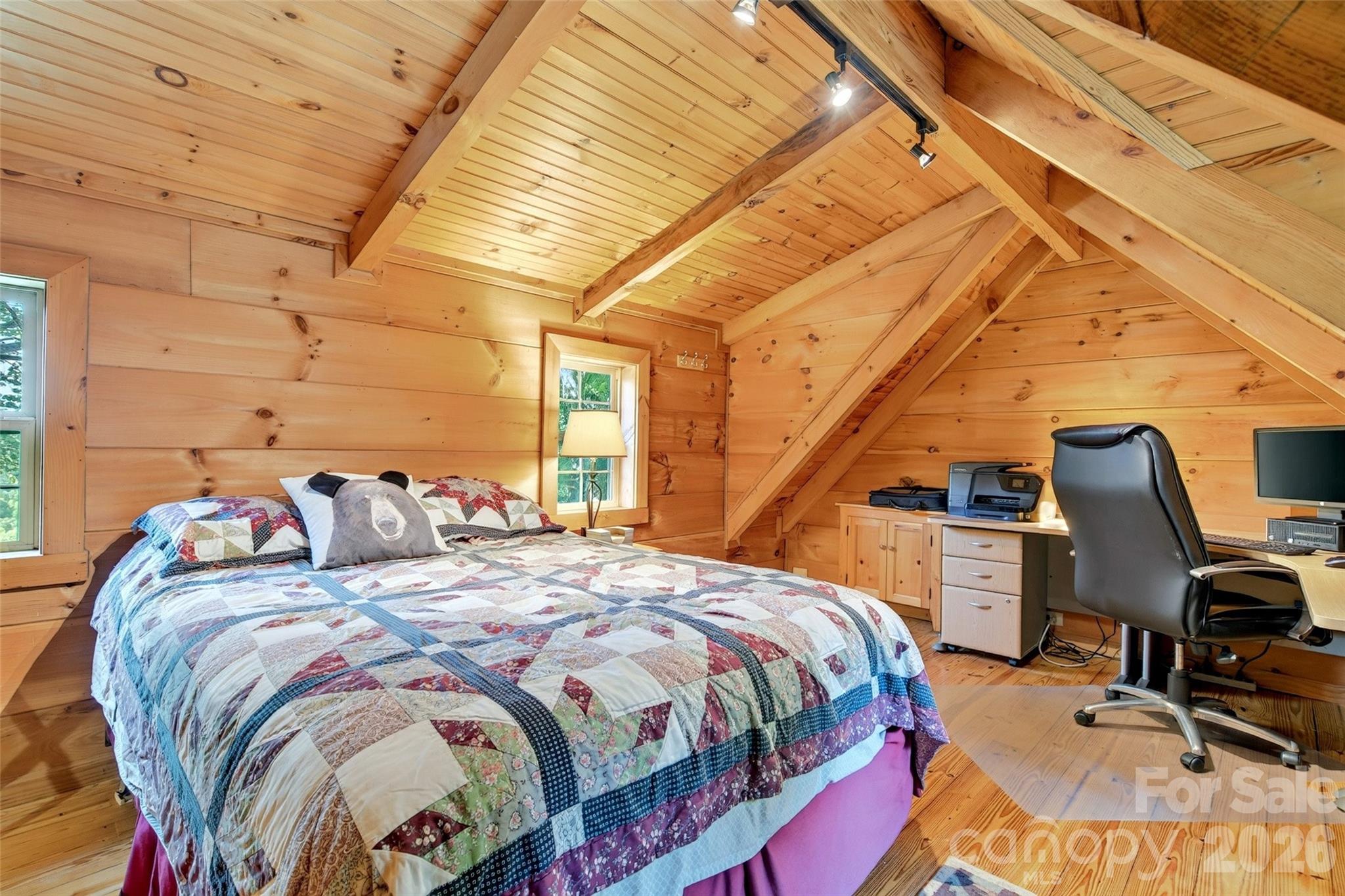 10 Camp Elliott Road — Black Mountain