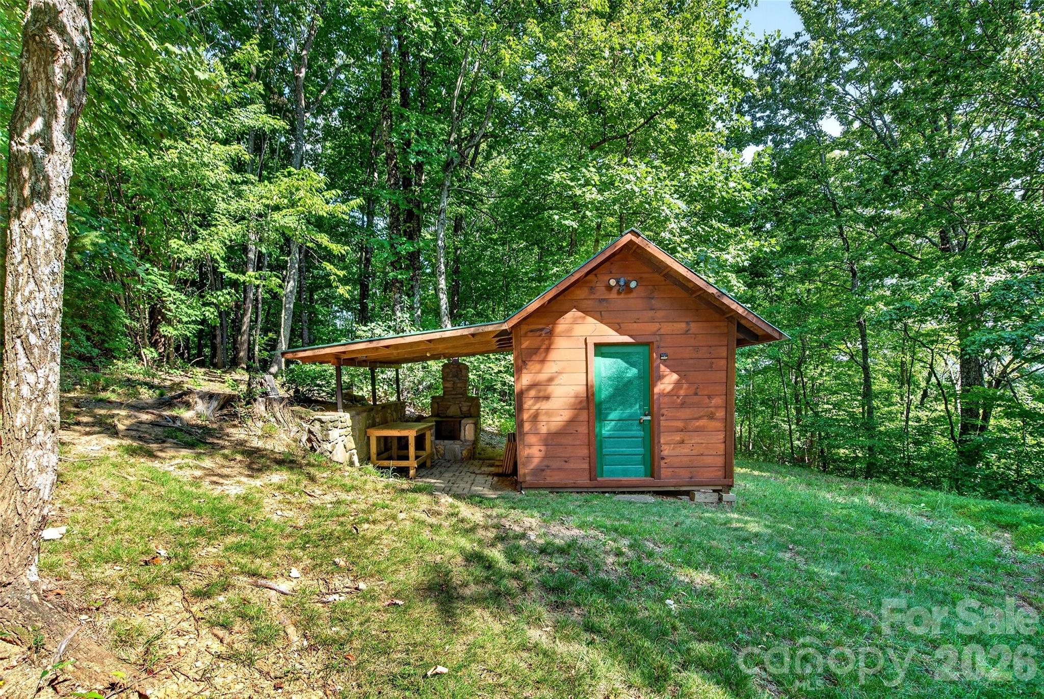 10 Camp Elliott Road — Black Mountain
