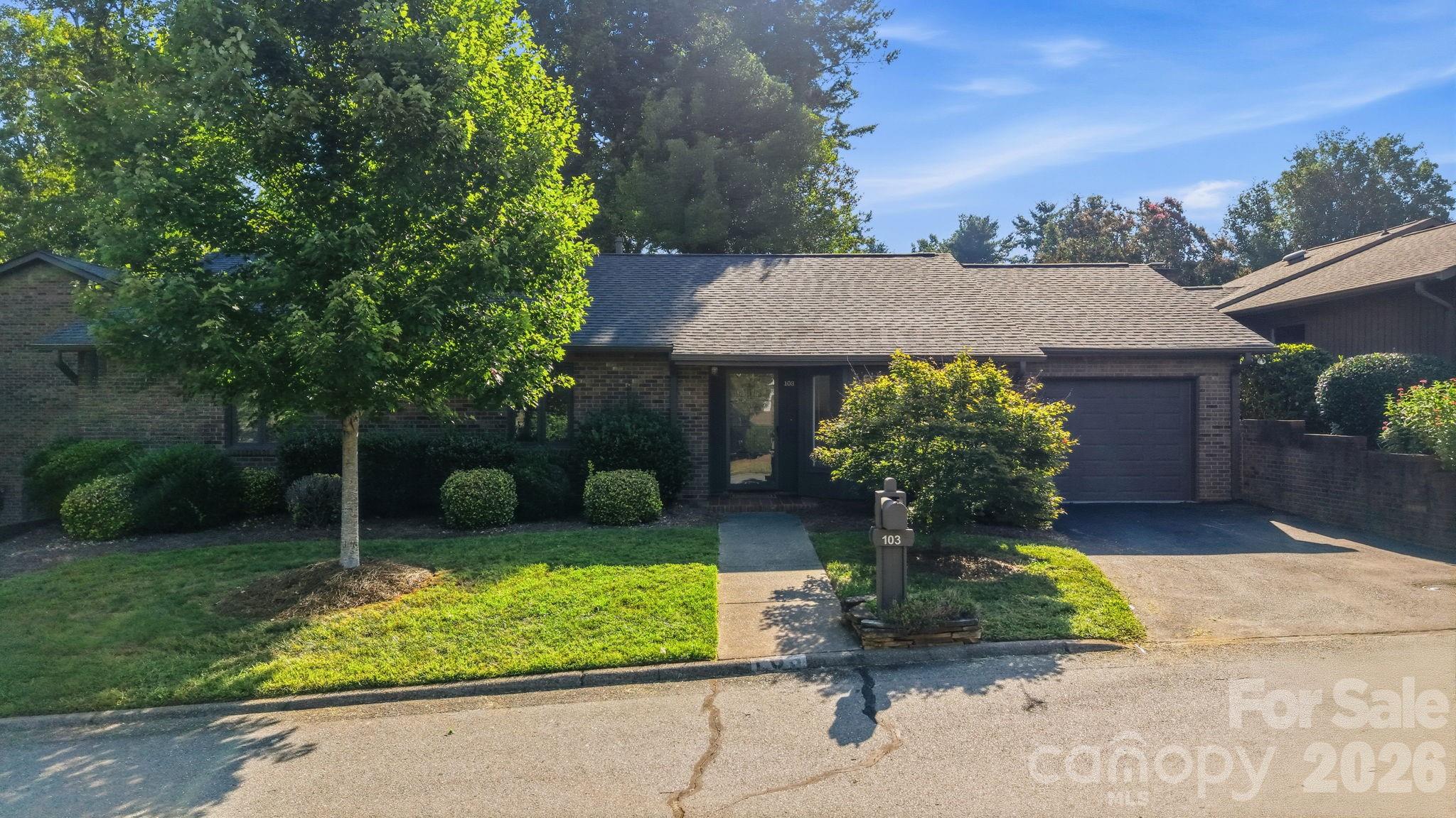 103 Briar Ridge Circle — Winston Salem