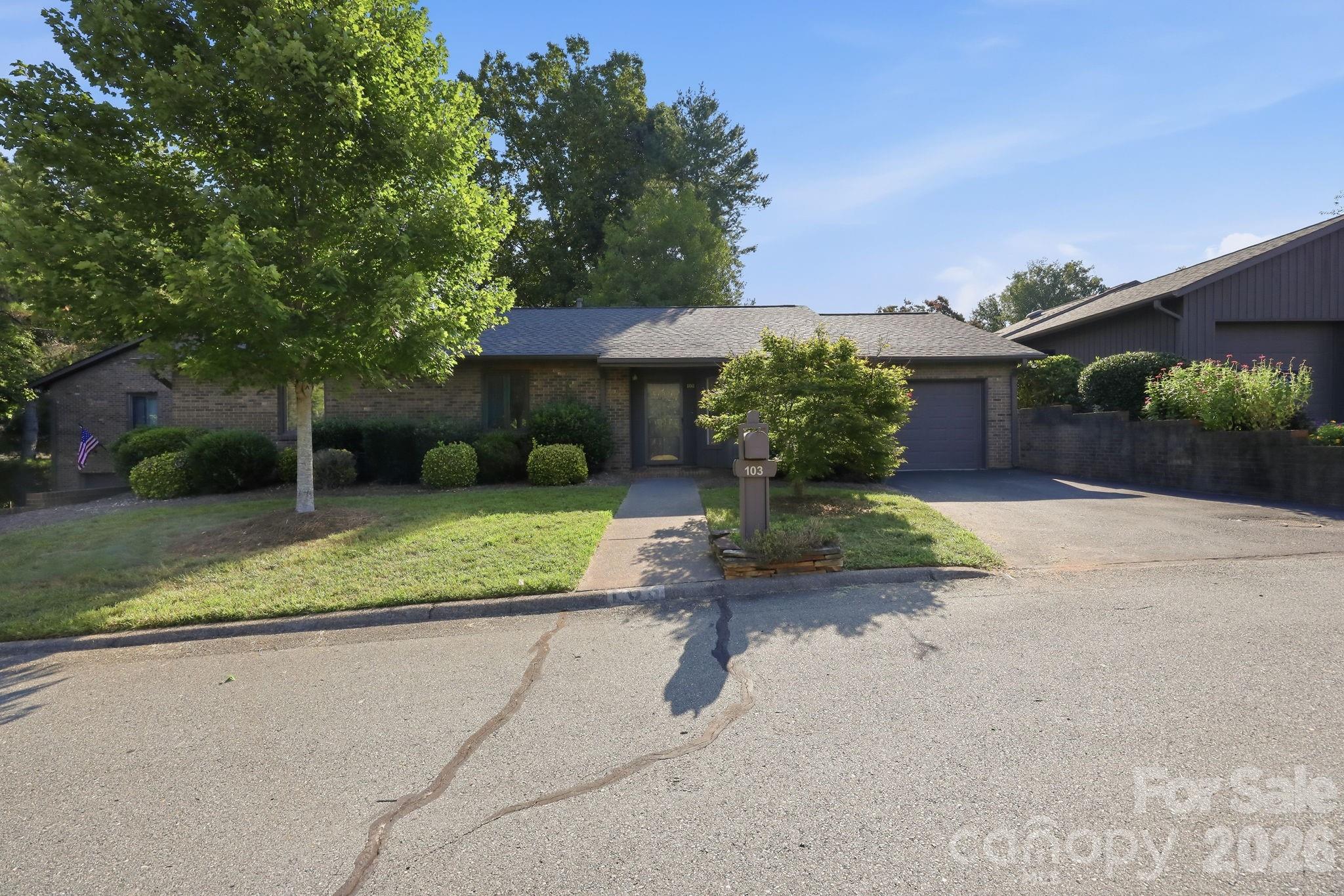 103 Briar Ridge Circle — Winston Salem