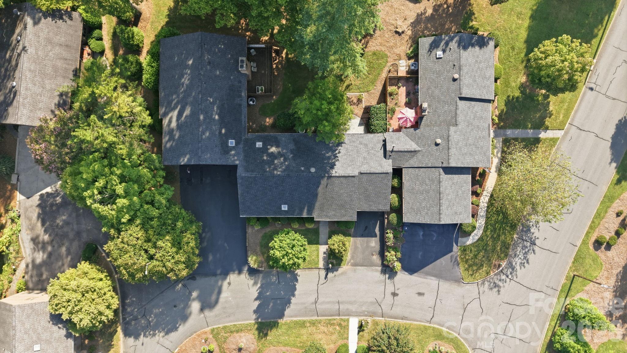 103 Briar Ridge Circle — Winston Salem