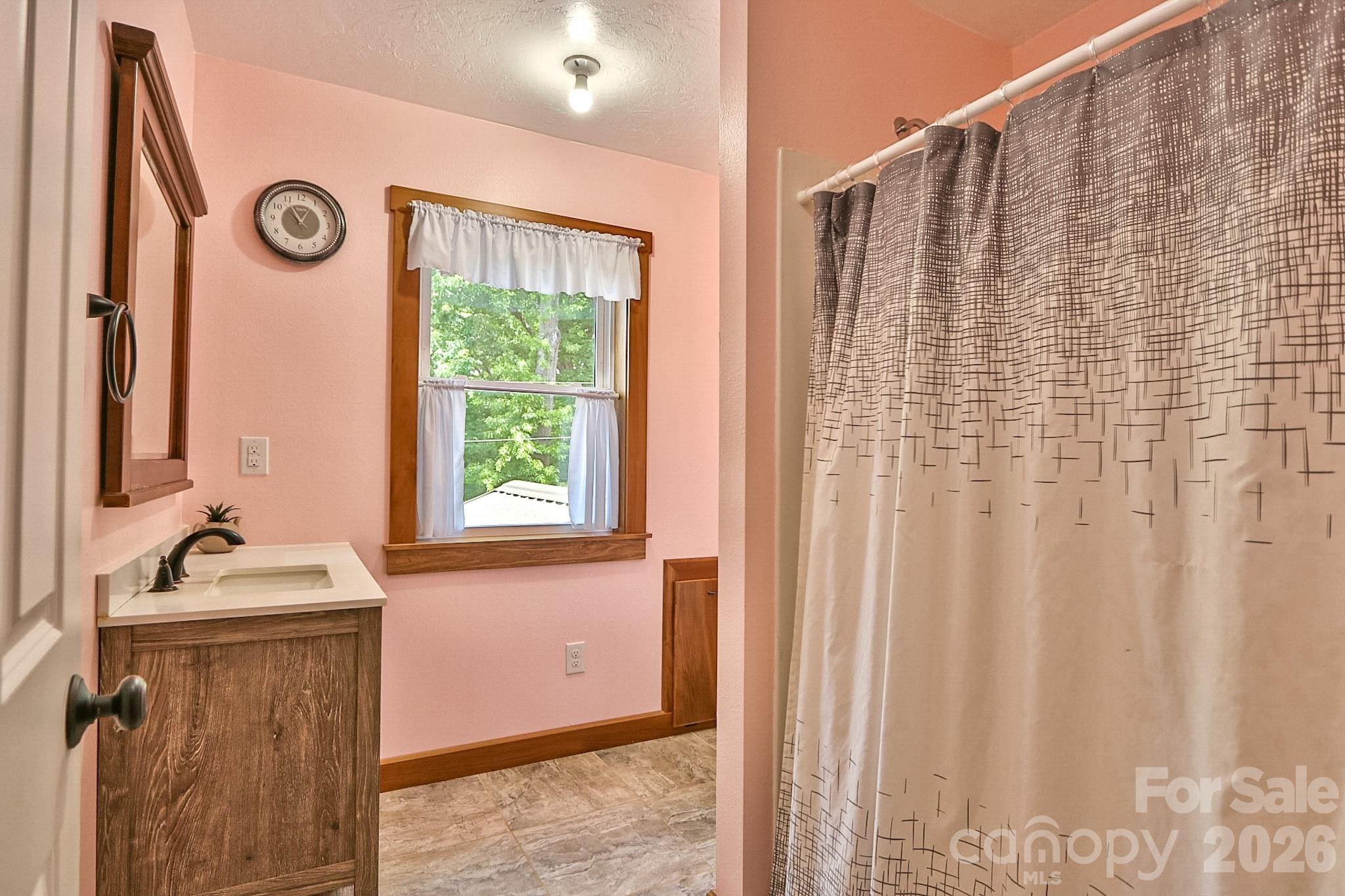 4844 Saint Paul Church Road — Hamptonville