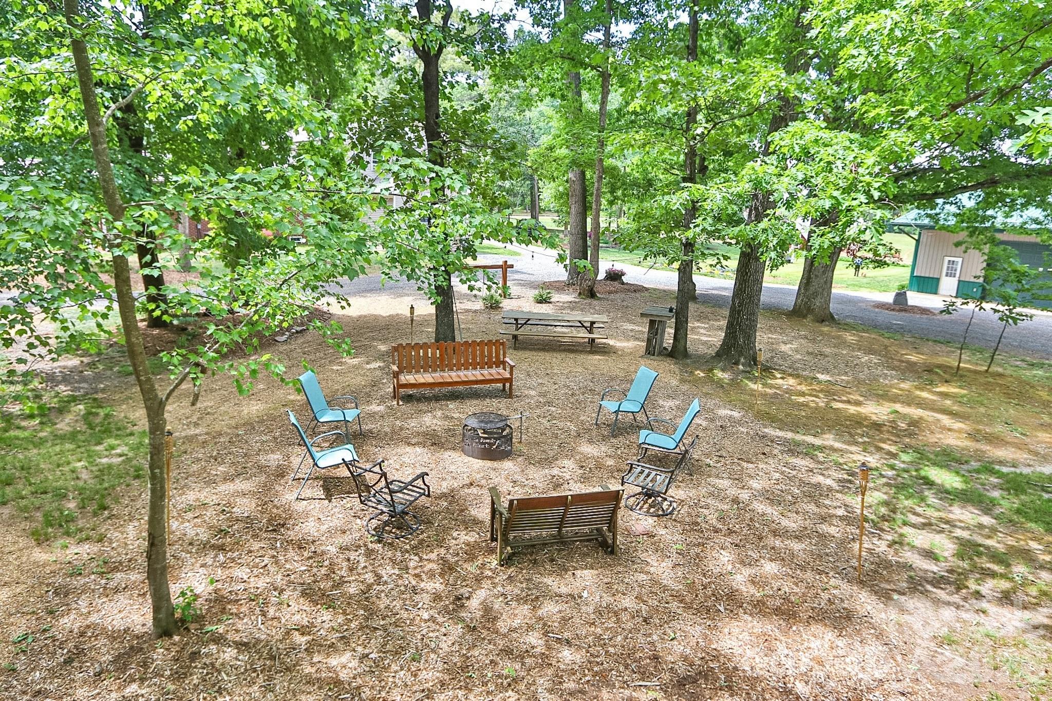 4844 Saint Paul Church Road — Hamptonville